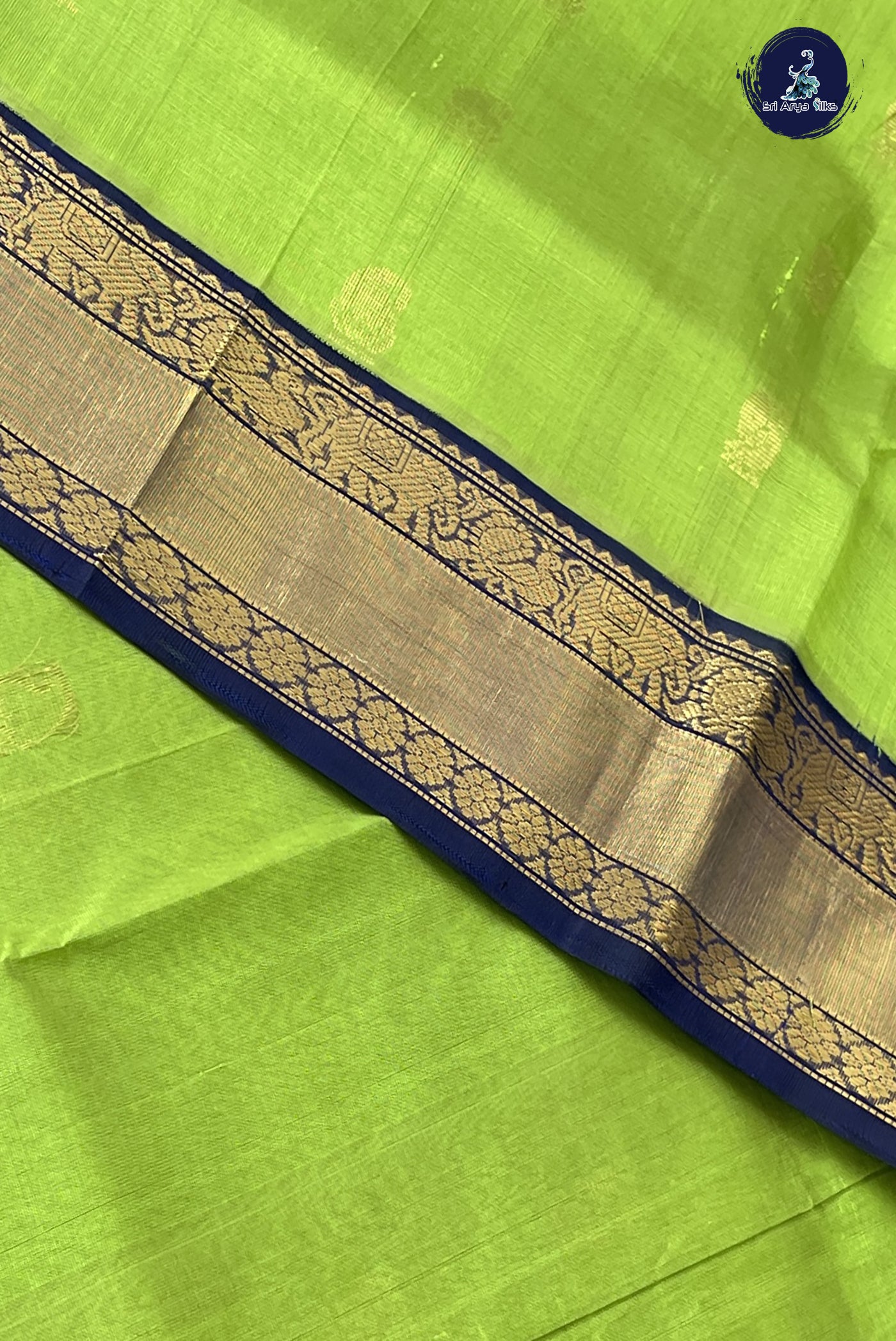 Parrot Green Korvai Silk Cotton Saree With Zari Buttas Pattern