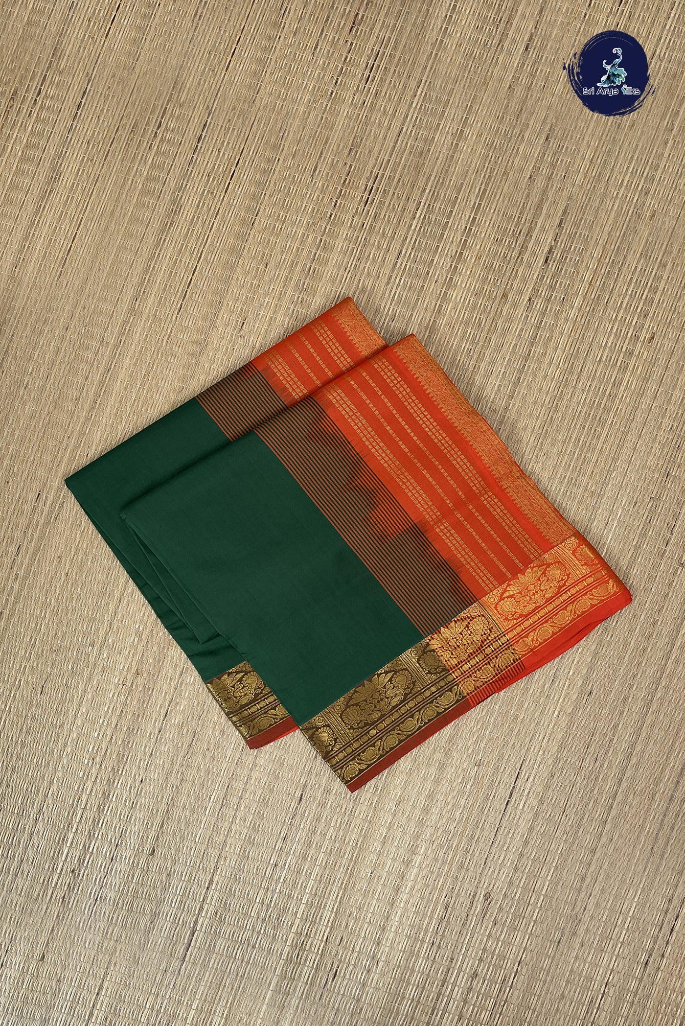 Dark Green Kanchi Semi Silk Cotton Saree With Plain Pattern
