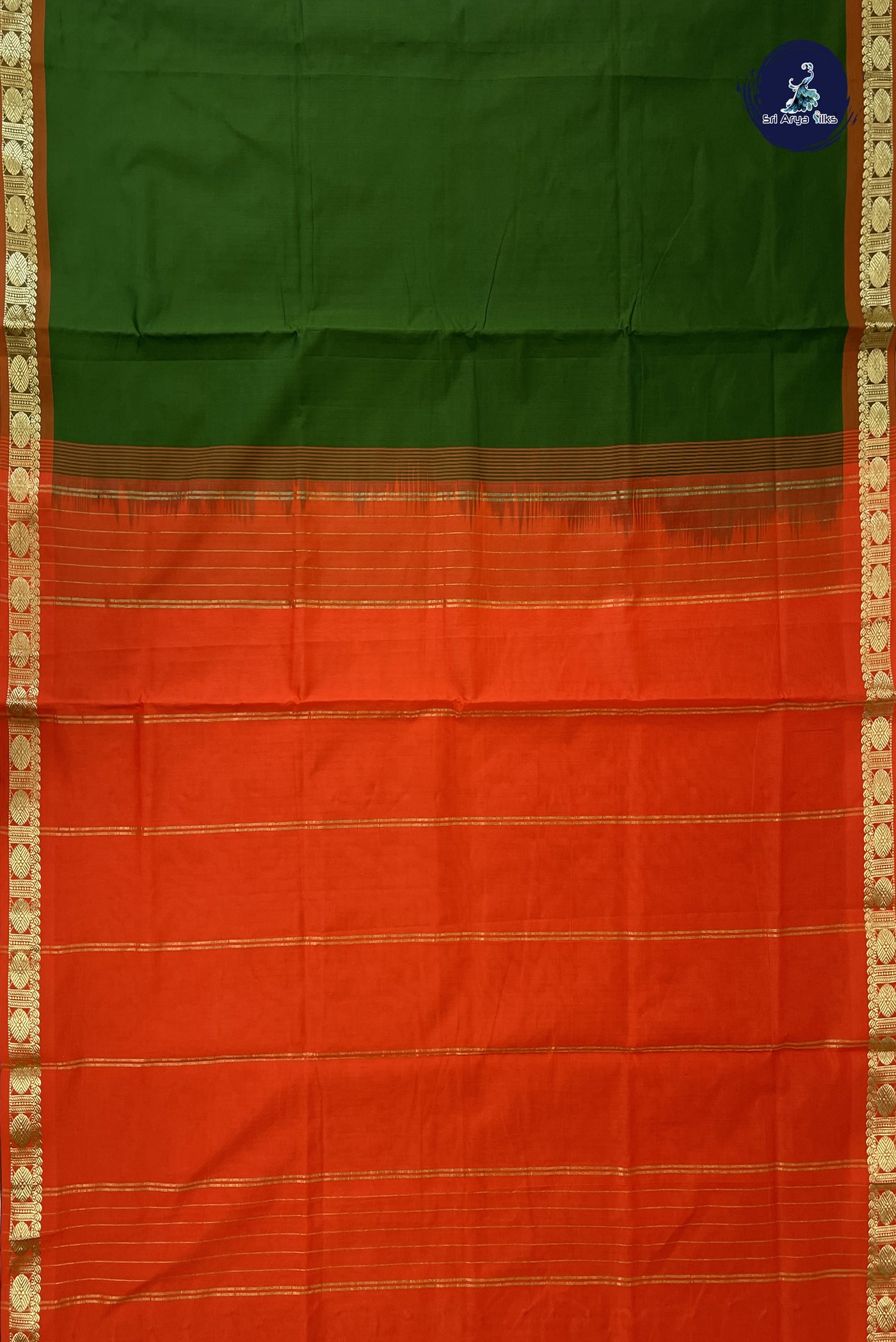 Green Kanchi Semi Silk Cotton Saree With Plain Pattern