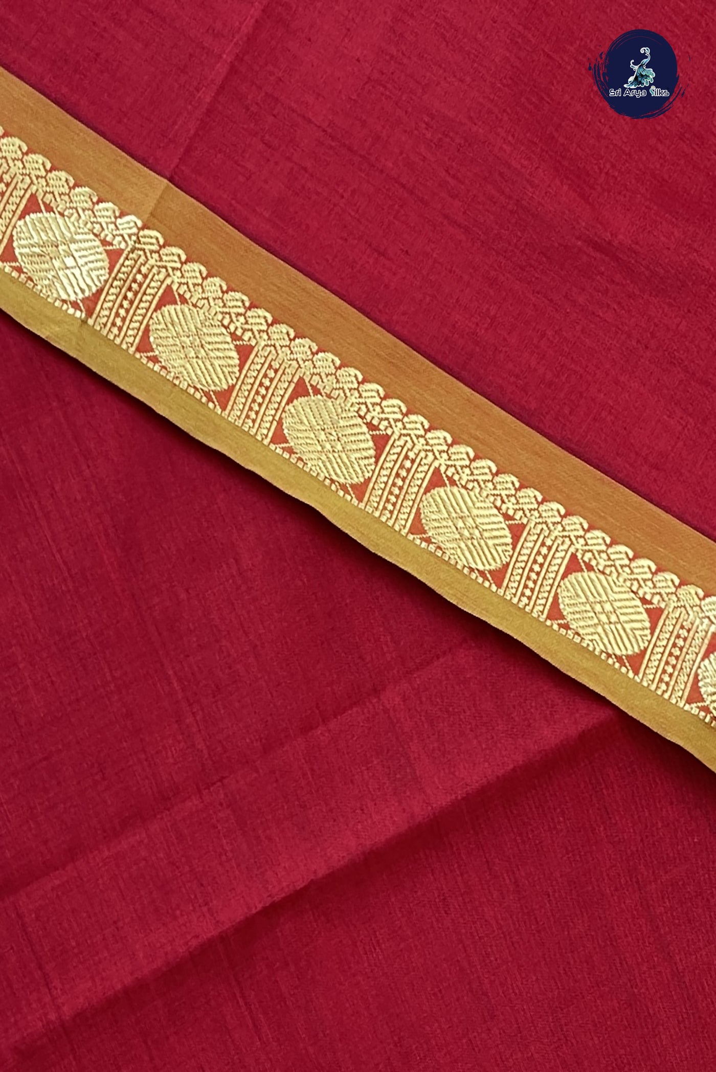 Maroon Kanchi Semi Silk Cotton Saree With Plain Pattern