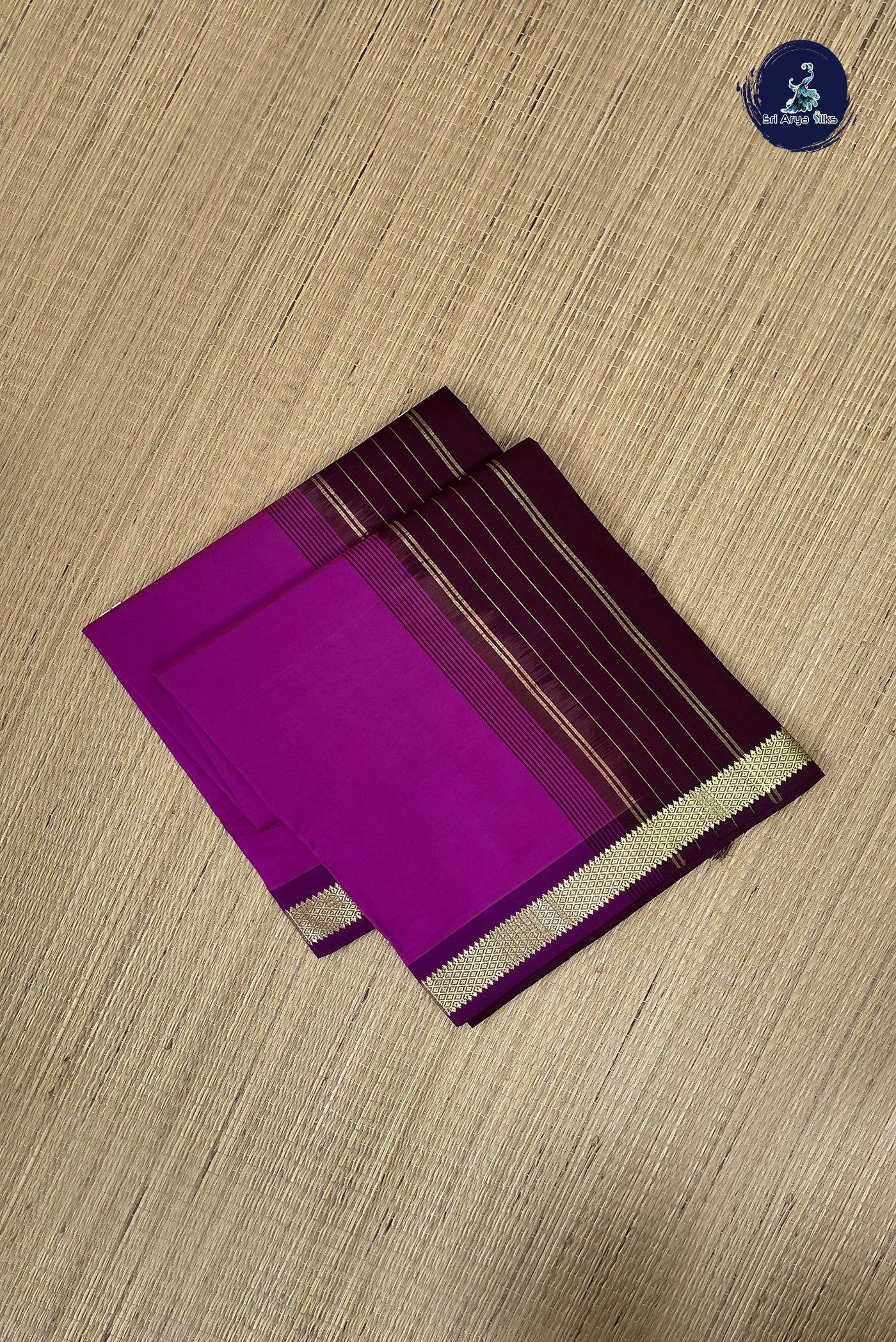 Magenta Kanchi Semi Silk Cotton Saree With Plain Pattern