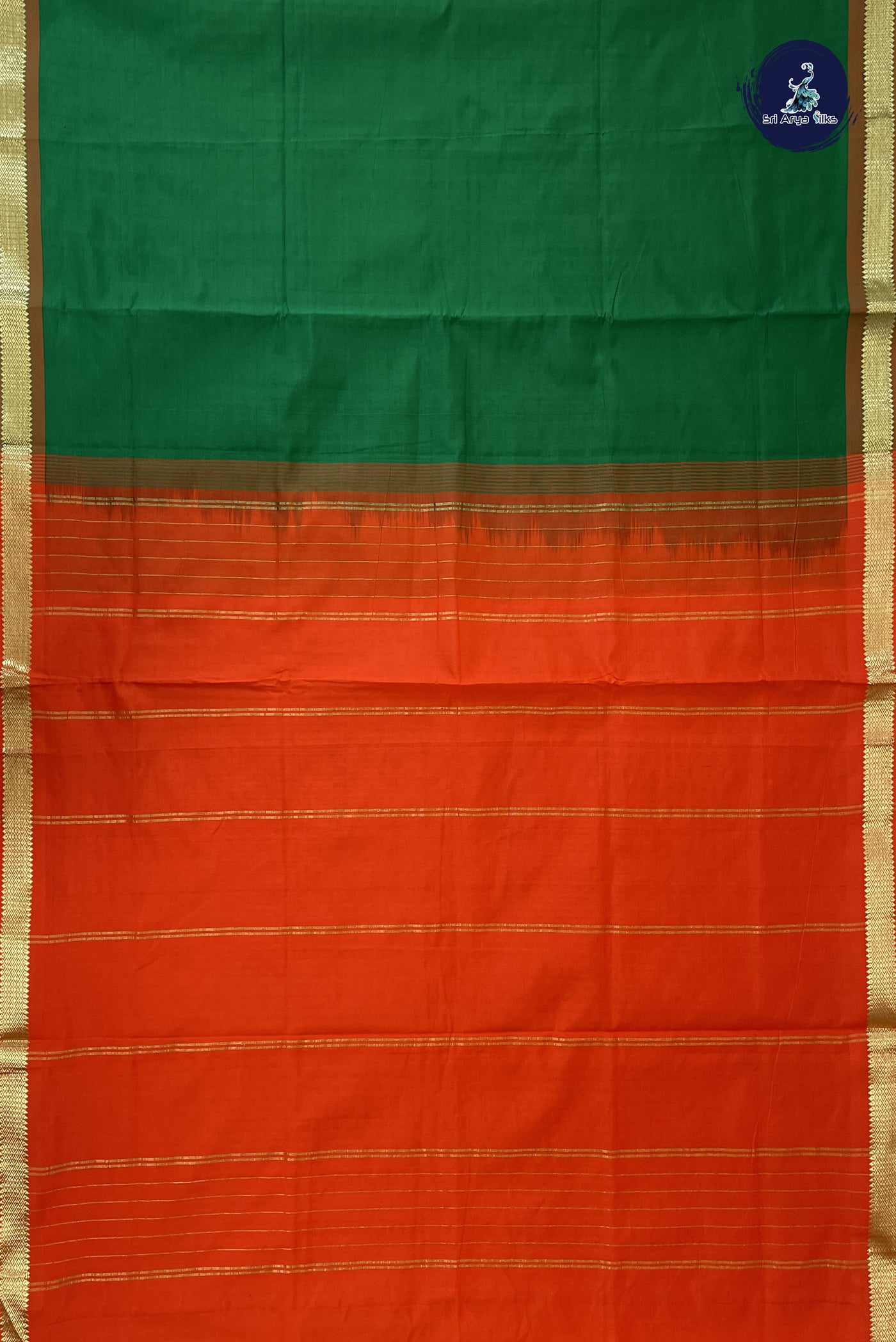 Green Kanchi Semi Silk Cotton Saree With Plain Pattern
