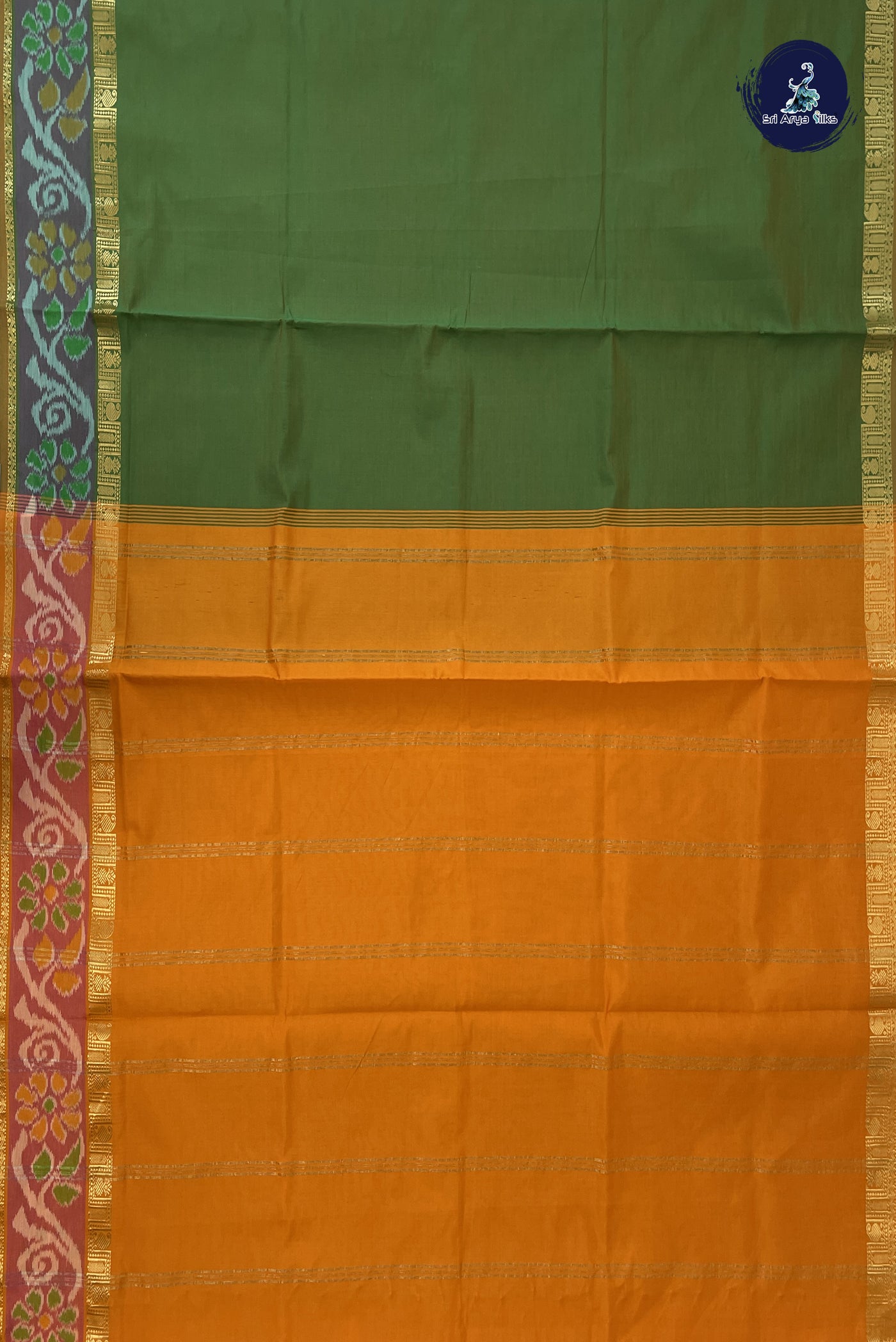 Green Kanchi Semi Silk Cotton Saree With Plain Pattern