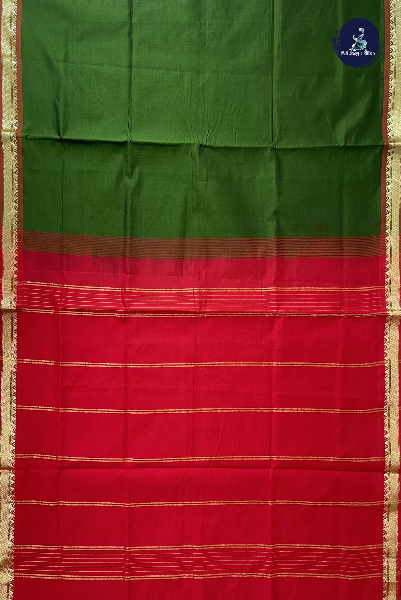 Green Kanchi Semi Silk Cotton Saree With Plain Pattern