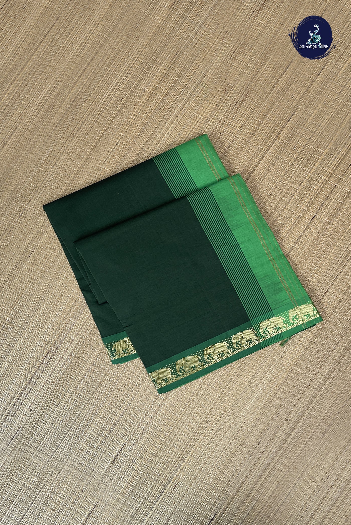 Dark Green Kanchi Semi Silk Cotton Saree With Plain Pattern