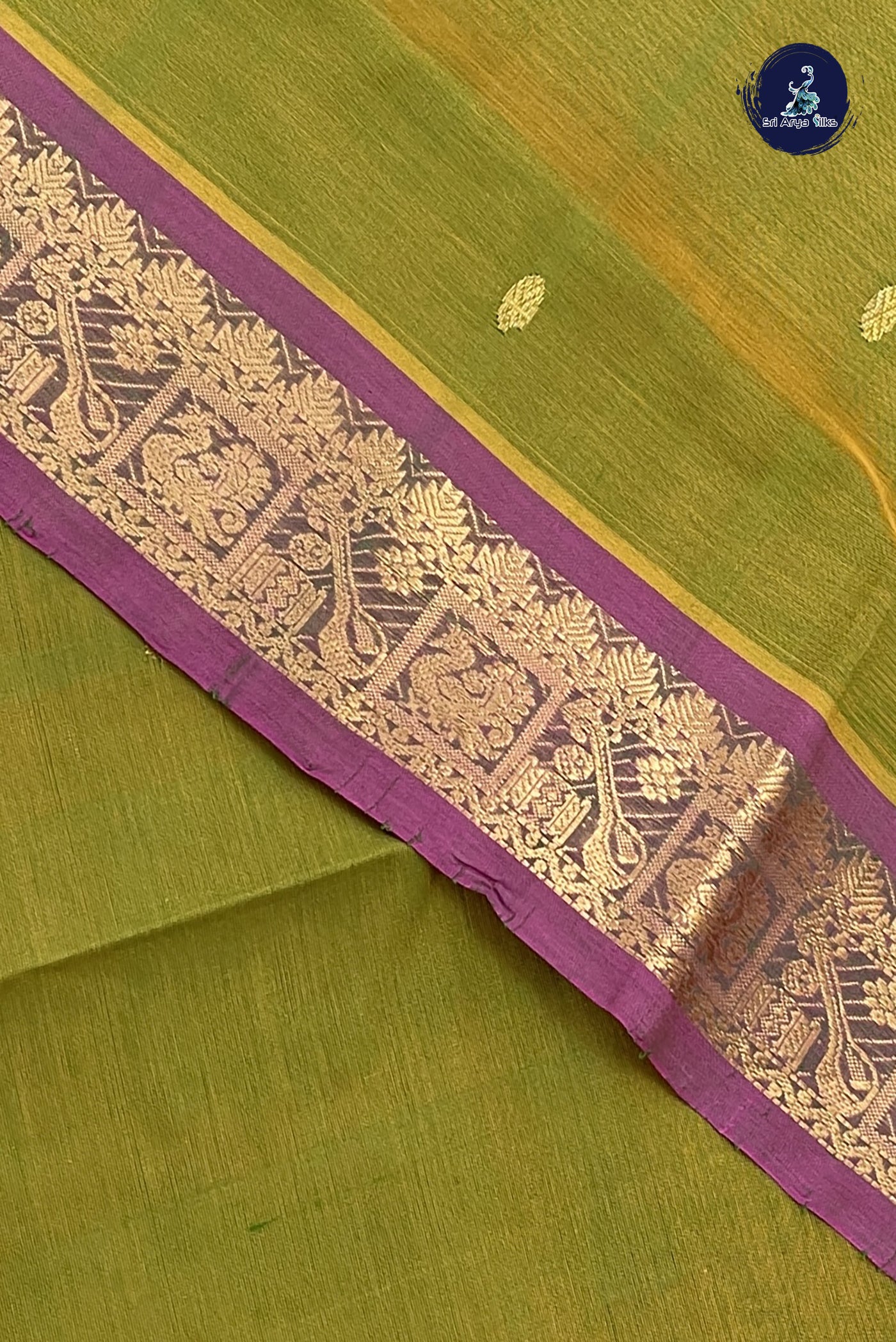 Dual Tone Mehendi Green Simple Silk Cotton Saree With Zari Buttas Pattern