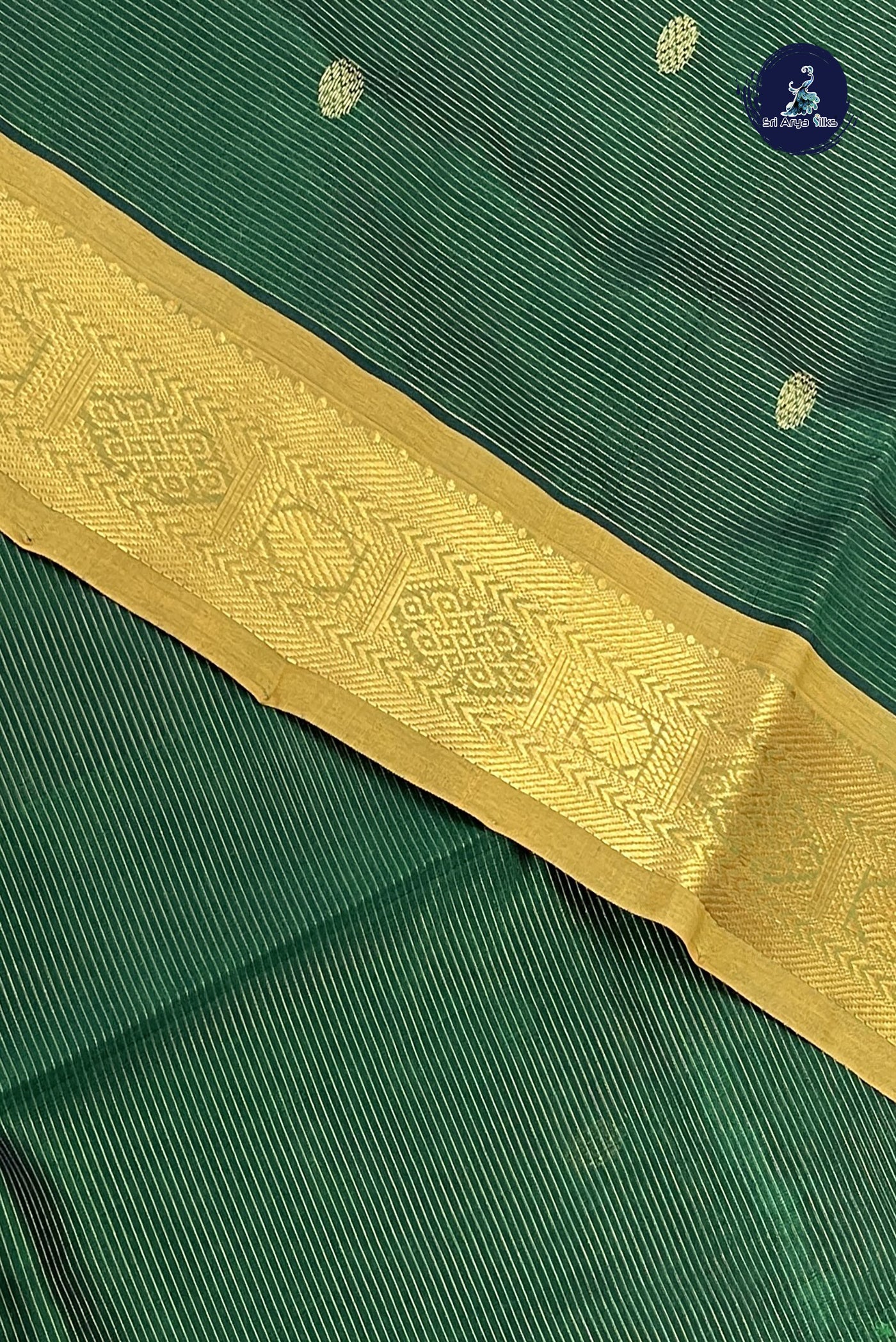 Bottle Green Vaira Oosi Silk Cotton Saree With Vaira Oosi Pattern