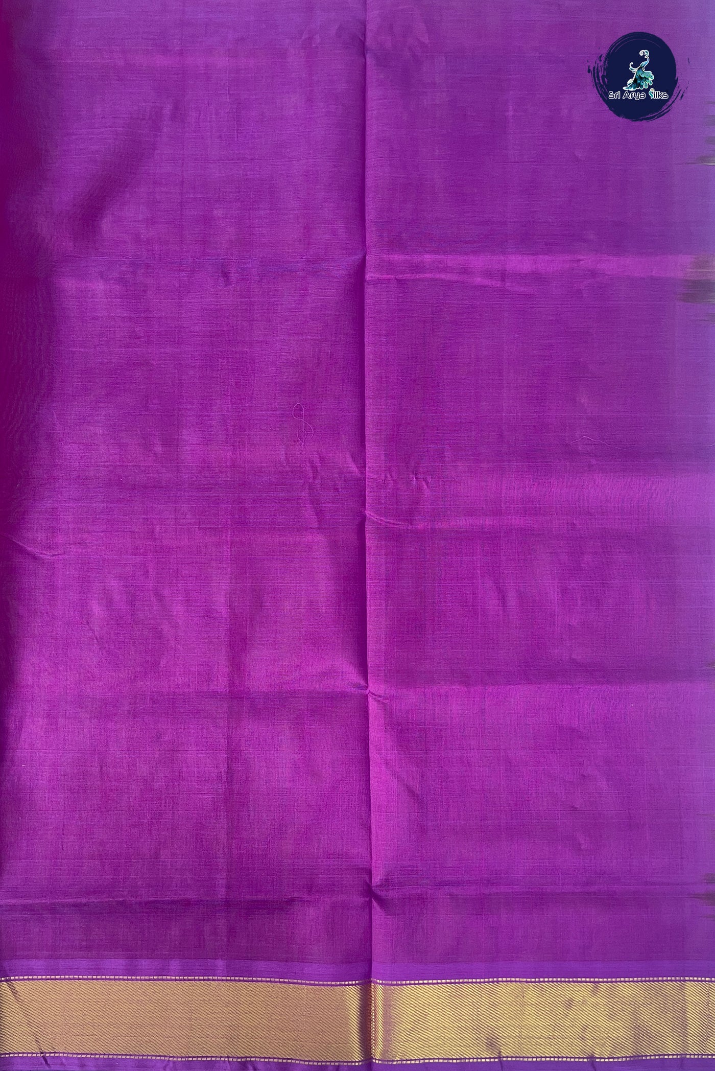 Manthulir Simple Silk Cotton Saree With Plain Pattern
