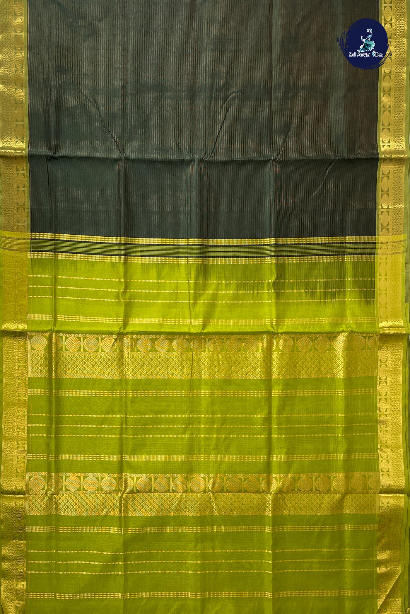 Bottle Green Vaira Oosi Silk Cotton Saree With Vaira Oosi Pattern