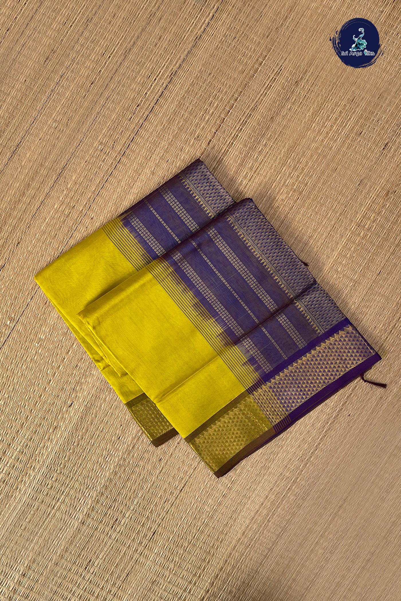 Creamish Yellow Simple Silk Cotton Saree With Plain Pattern