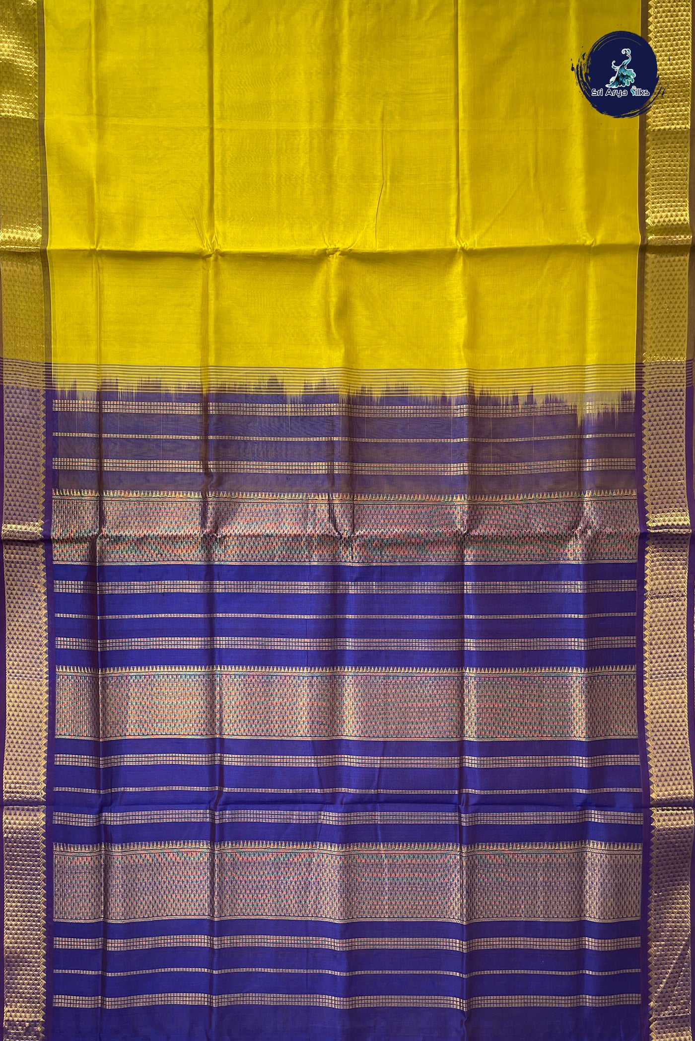 Creamish Yellow Simple Silk Cotton Saree With Plain Pattern
