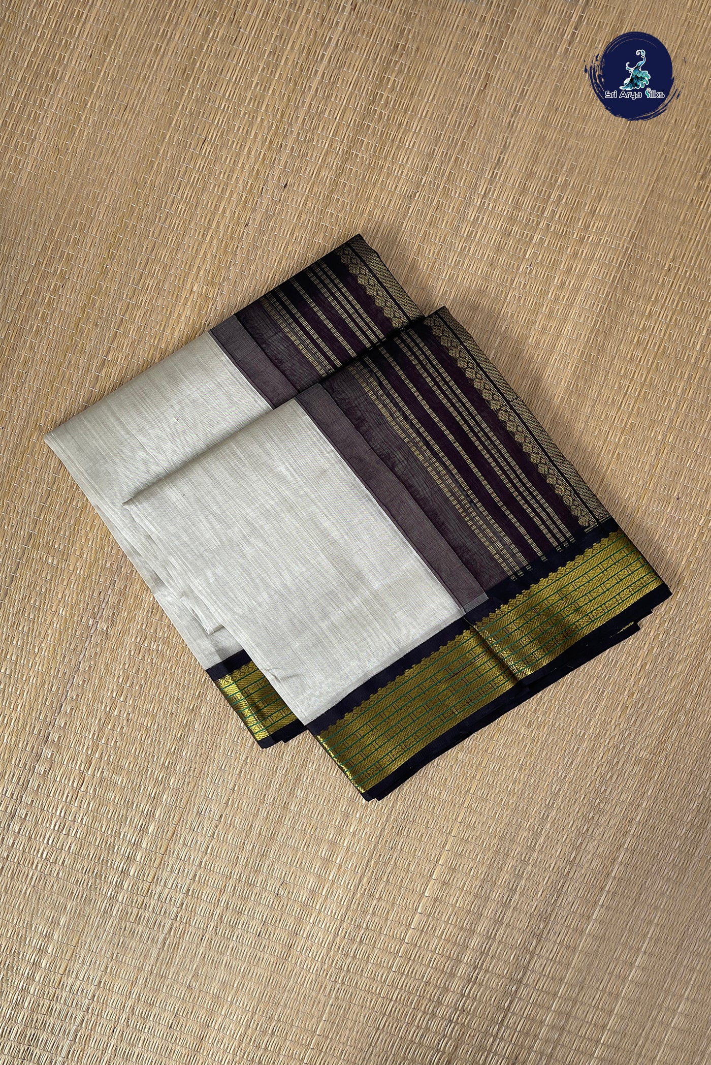 Silver Grey Korvai Silk Cotton Saree With Plain Pattern