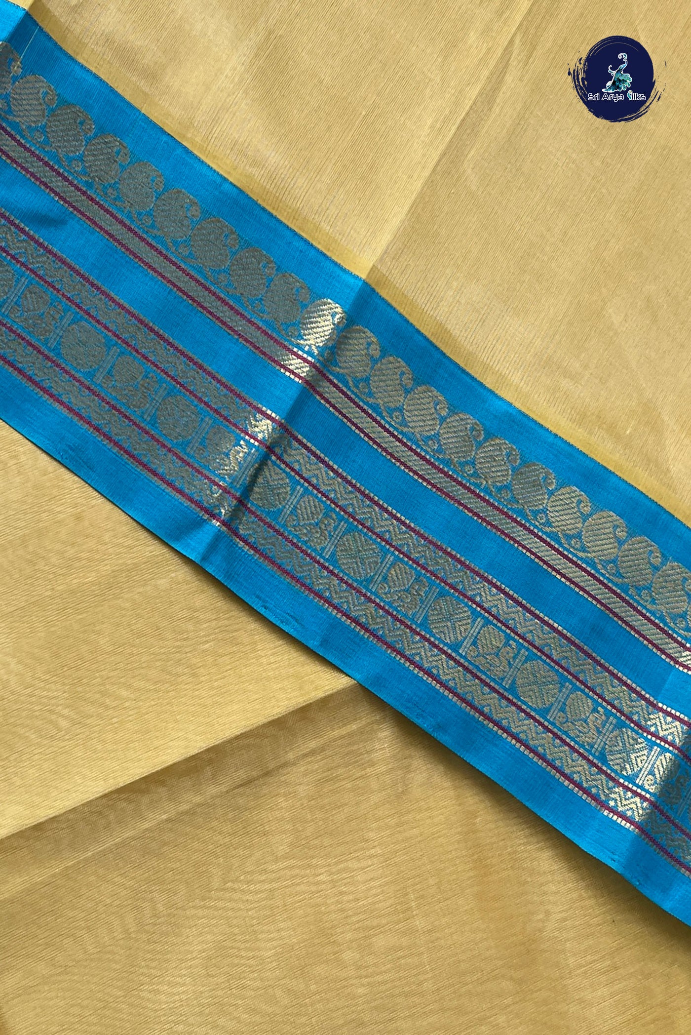 Creamish Yellow Korvai Silk Cotton Saree With Plain Pattern