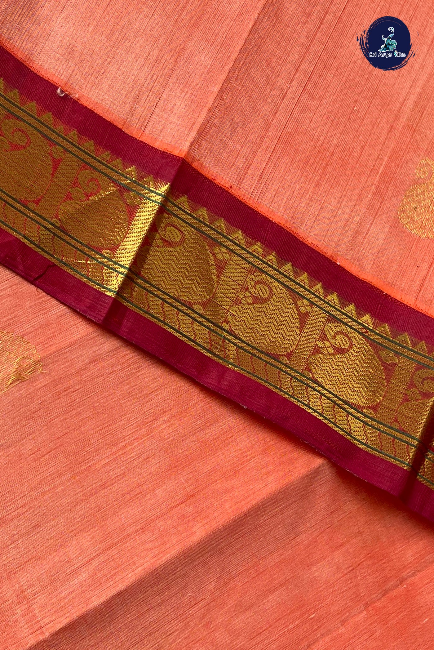 Kanagambaram Shade Korvai Silk Cotton Saree With Zari Buttas Pattern