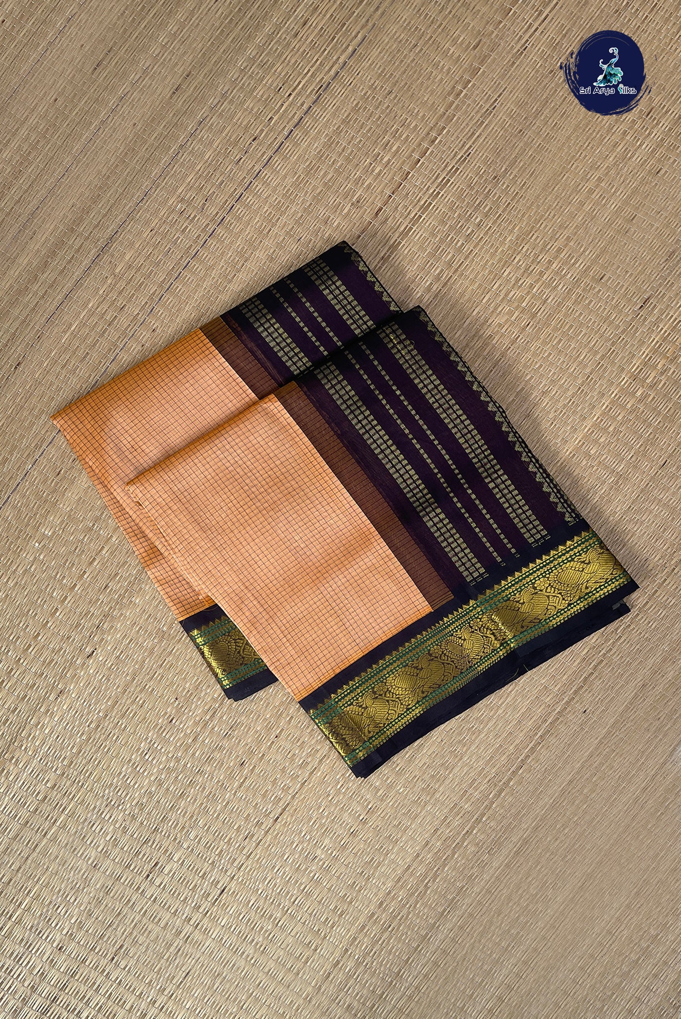 Peach Checked Saree With Checked Pattern