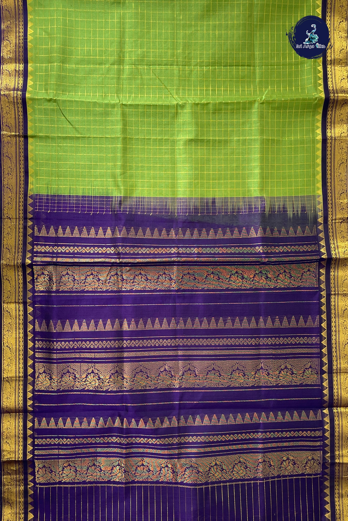 Light Green Checked Saree With Zari Checked Pattern