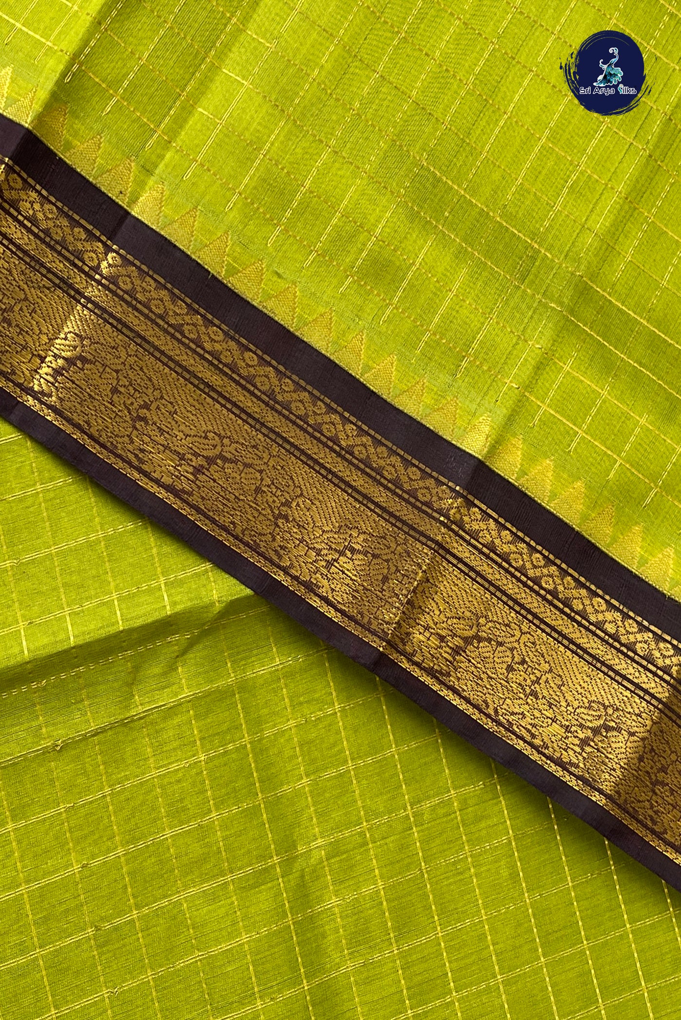 Green Checked Saree With Zari Checked Pattern
