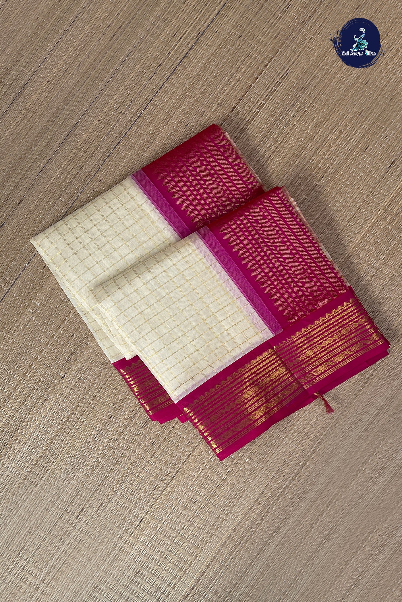 Off White Checked Saree With Zari Checked Pattern