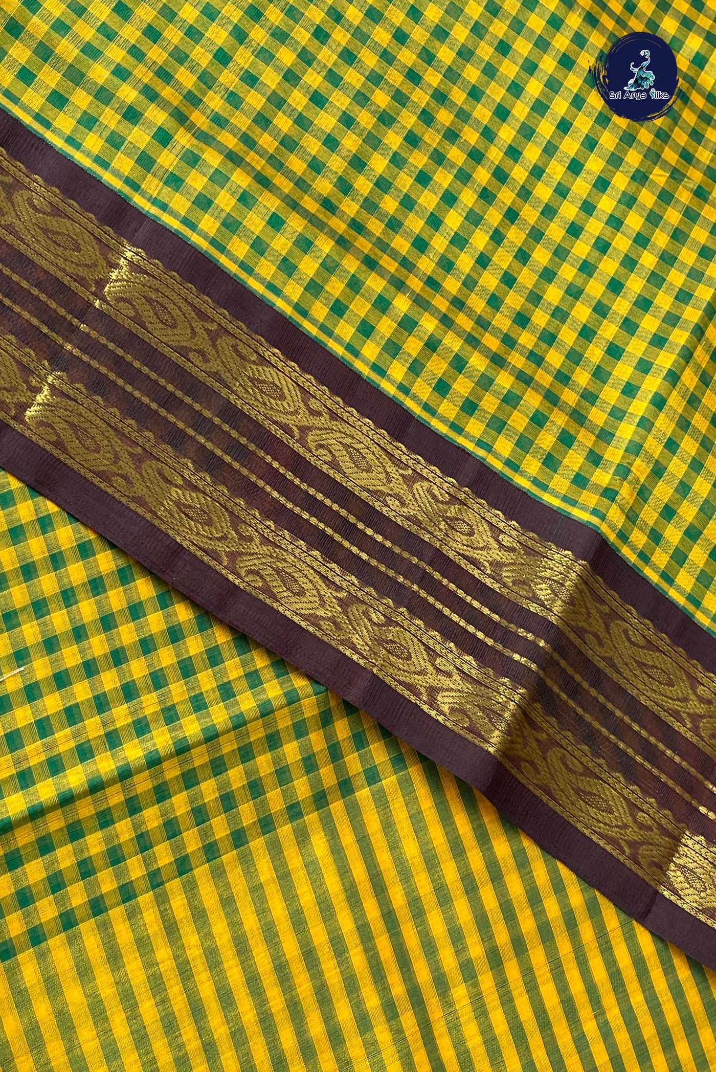 Multi Colour Checked Saree With Checked Pattern