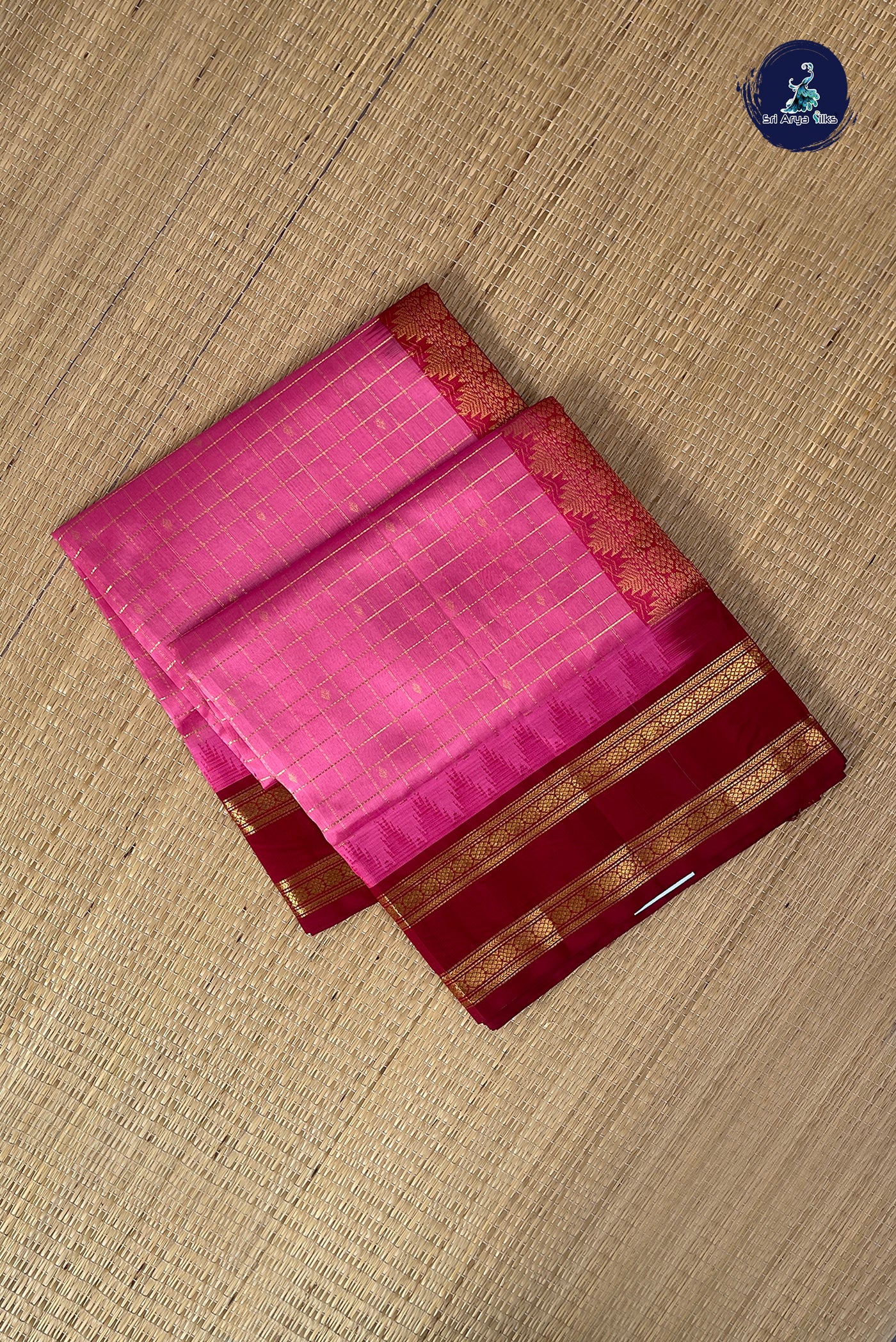 Pink Checked Saree With Zari Checked Pattern