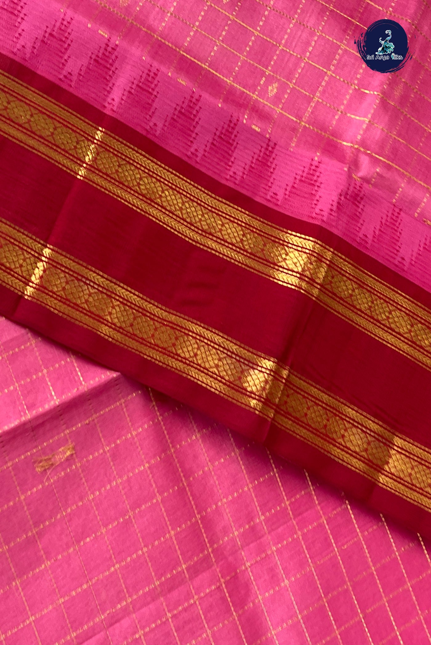 Pink Checked Saree With Zari Checked Pattern