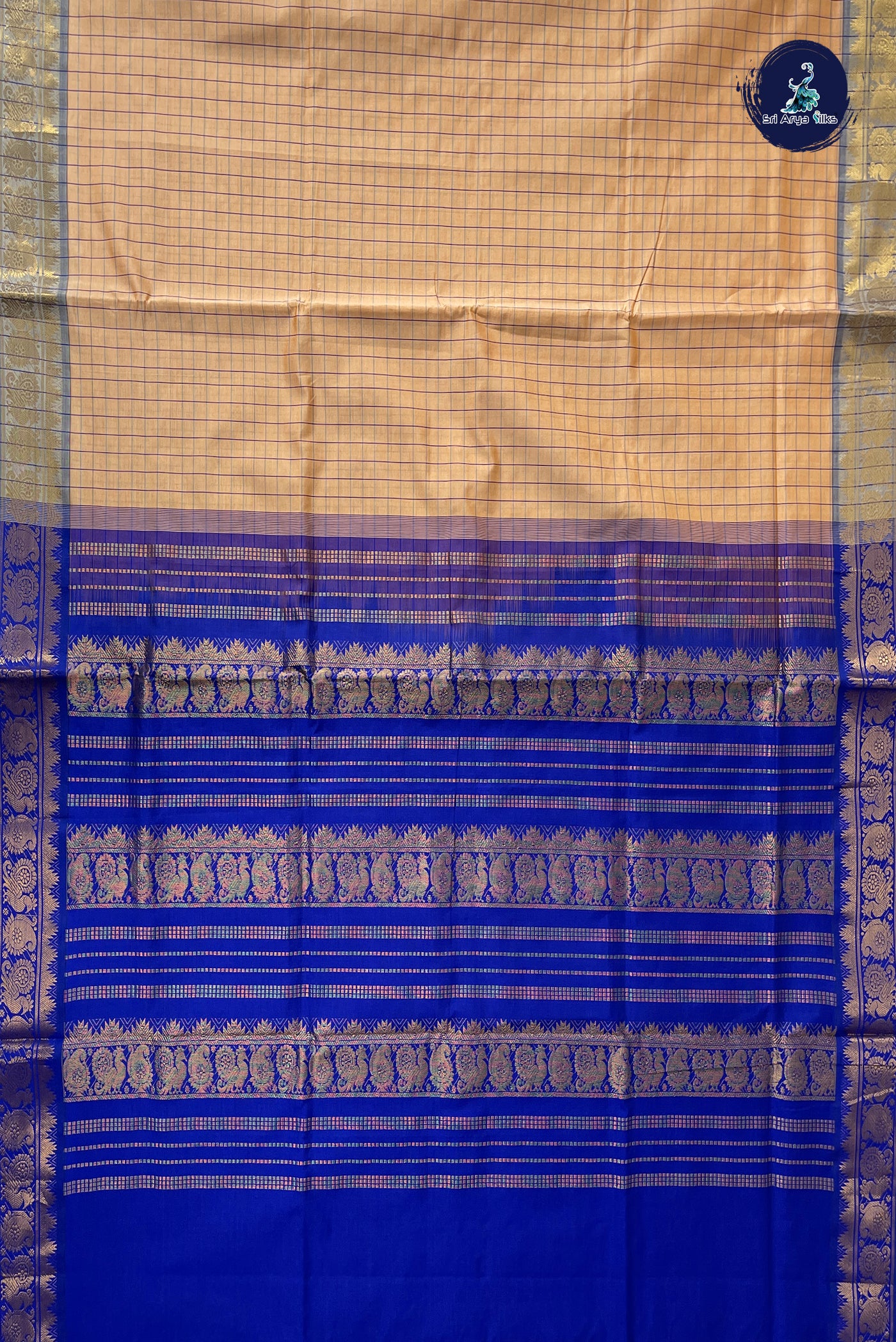Cream Checked Saree With Checked Pattern