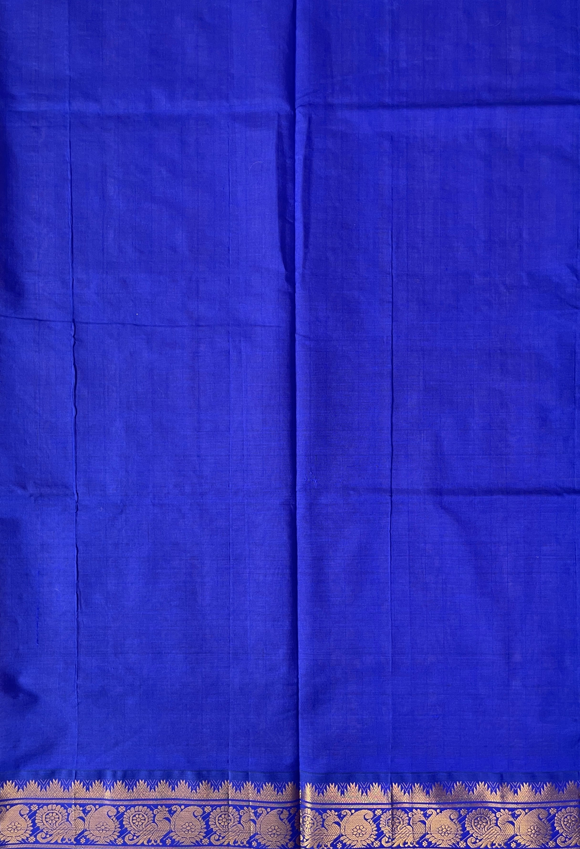 Cream Checked Saree With Checked Pattern