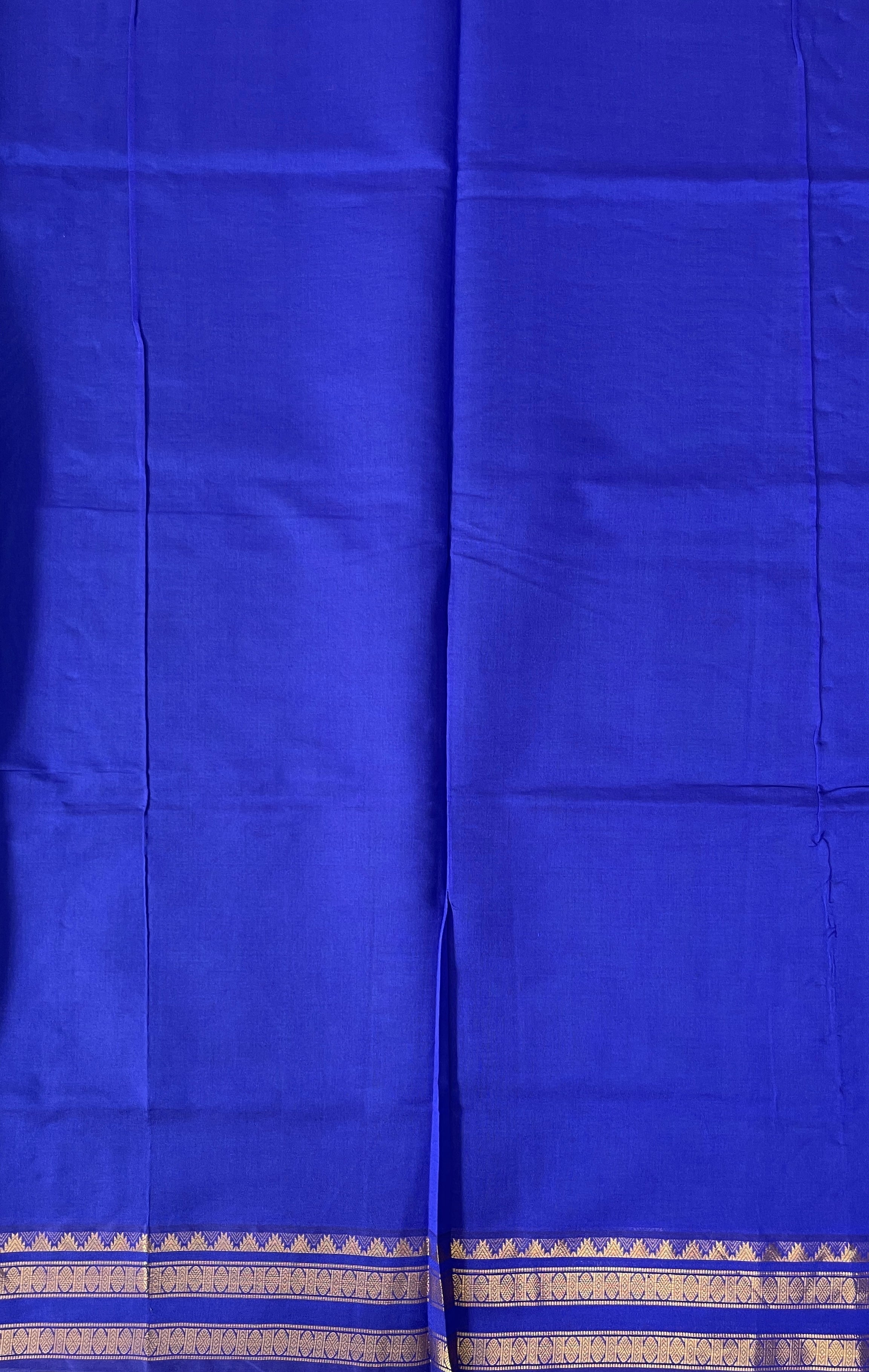 Green Half Pure Silk Cotton Saree With Plain Pattern