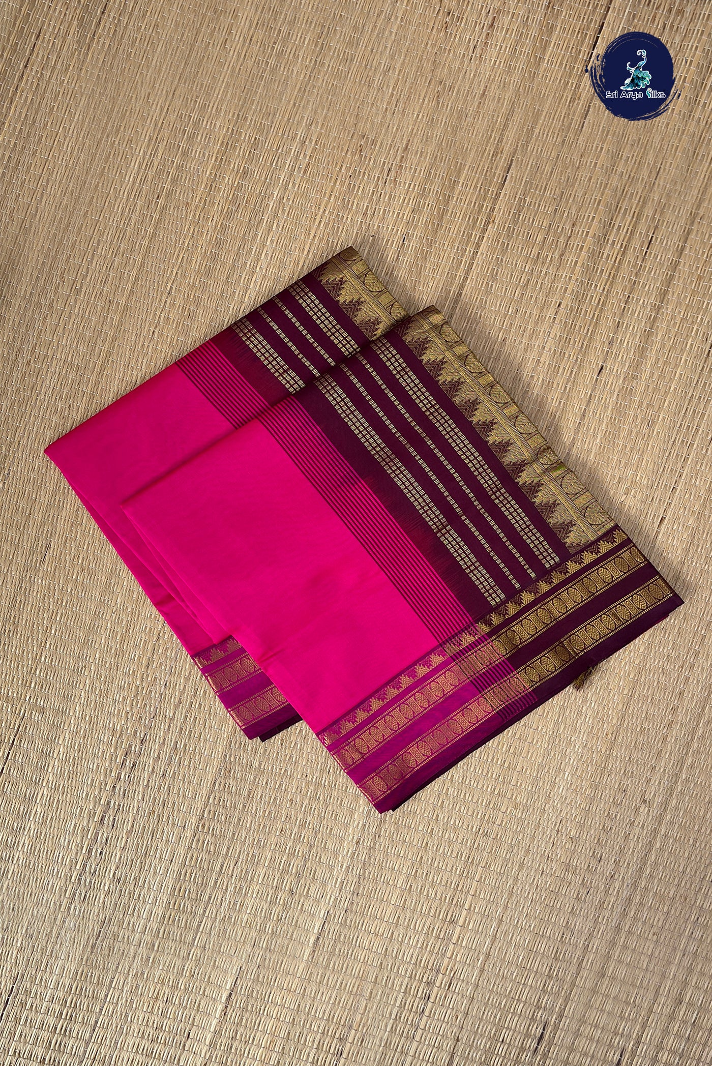 Pink Half Pure Silk Cotton Saree With Plain Pattern