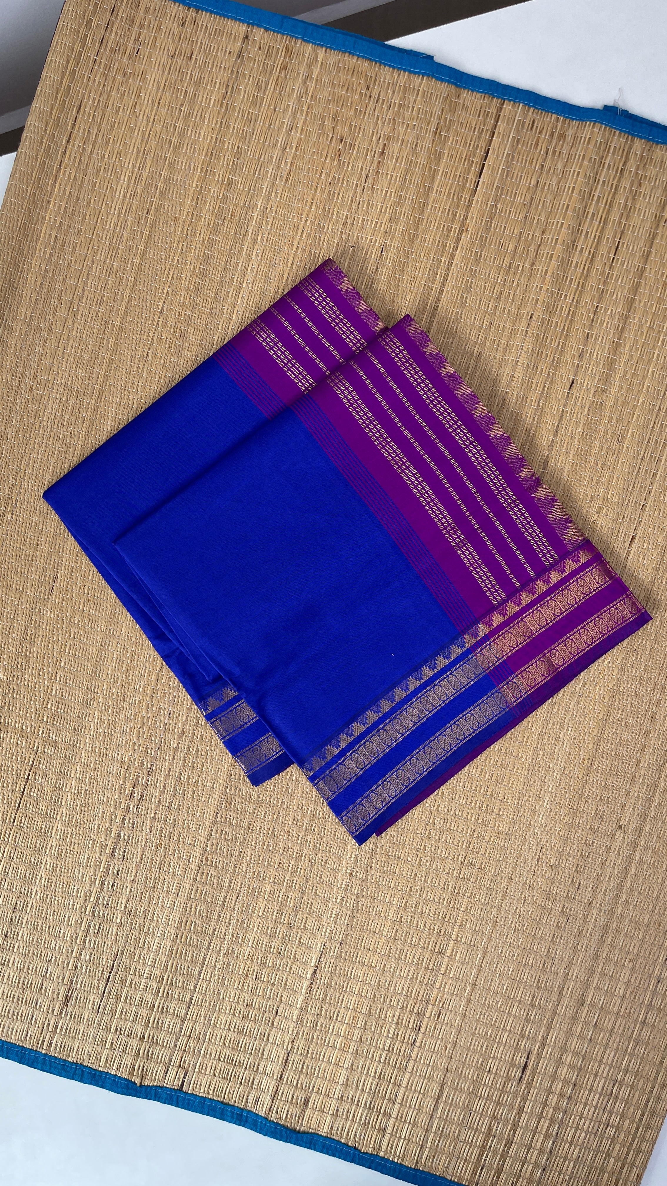 Blue Half Pure Silk Cotton Saree With Plain Pattern