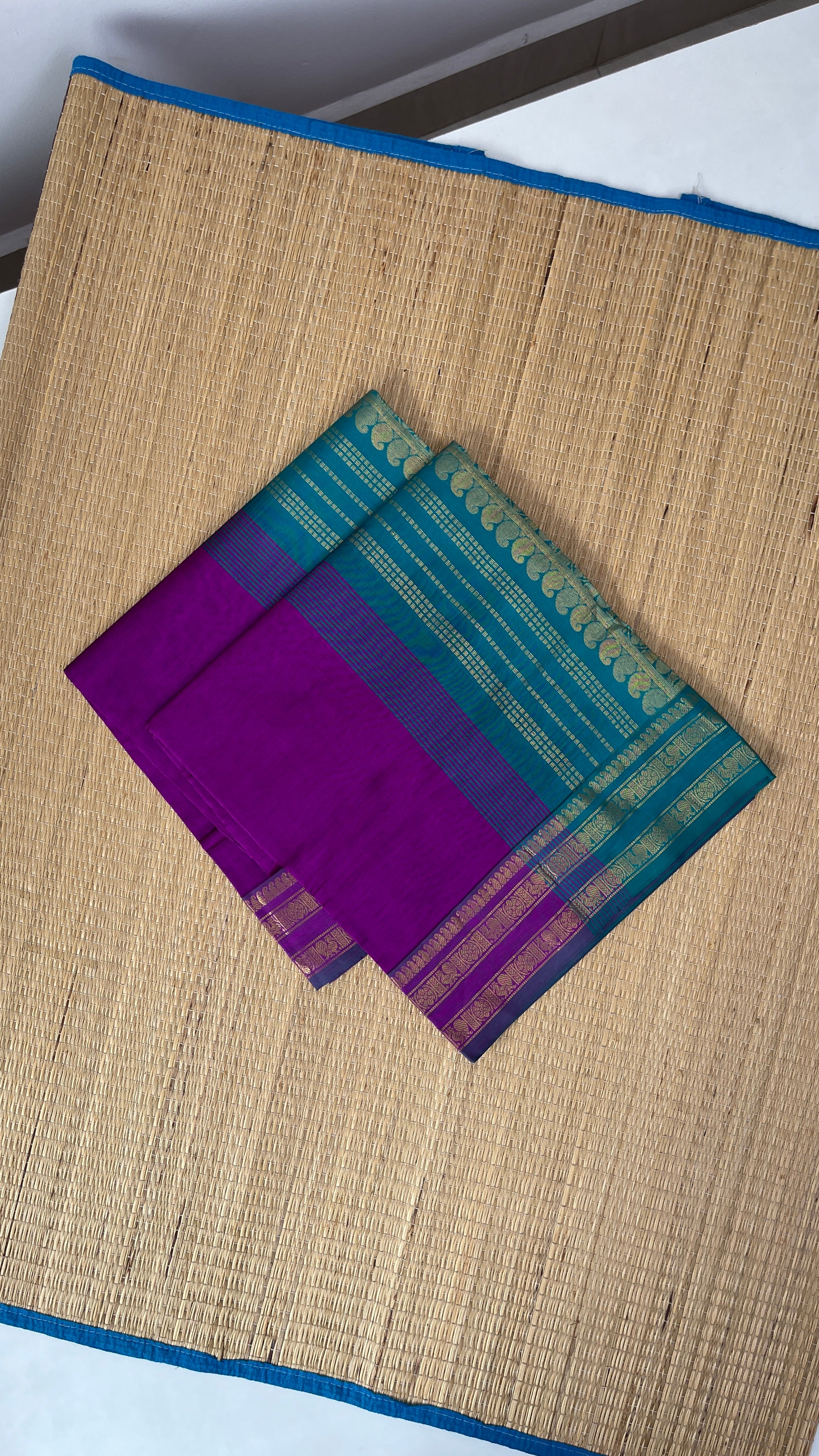 Magenta Purple Half Pure Silk Cotton Saree With Plain Pattern