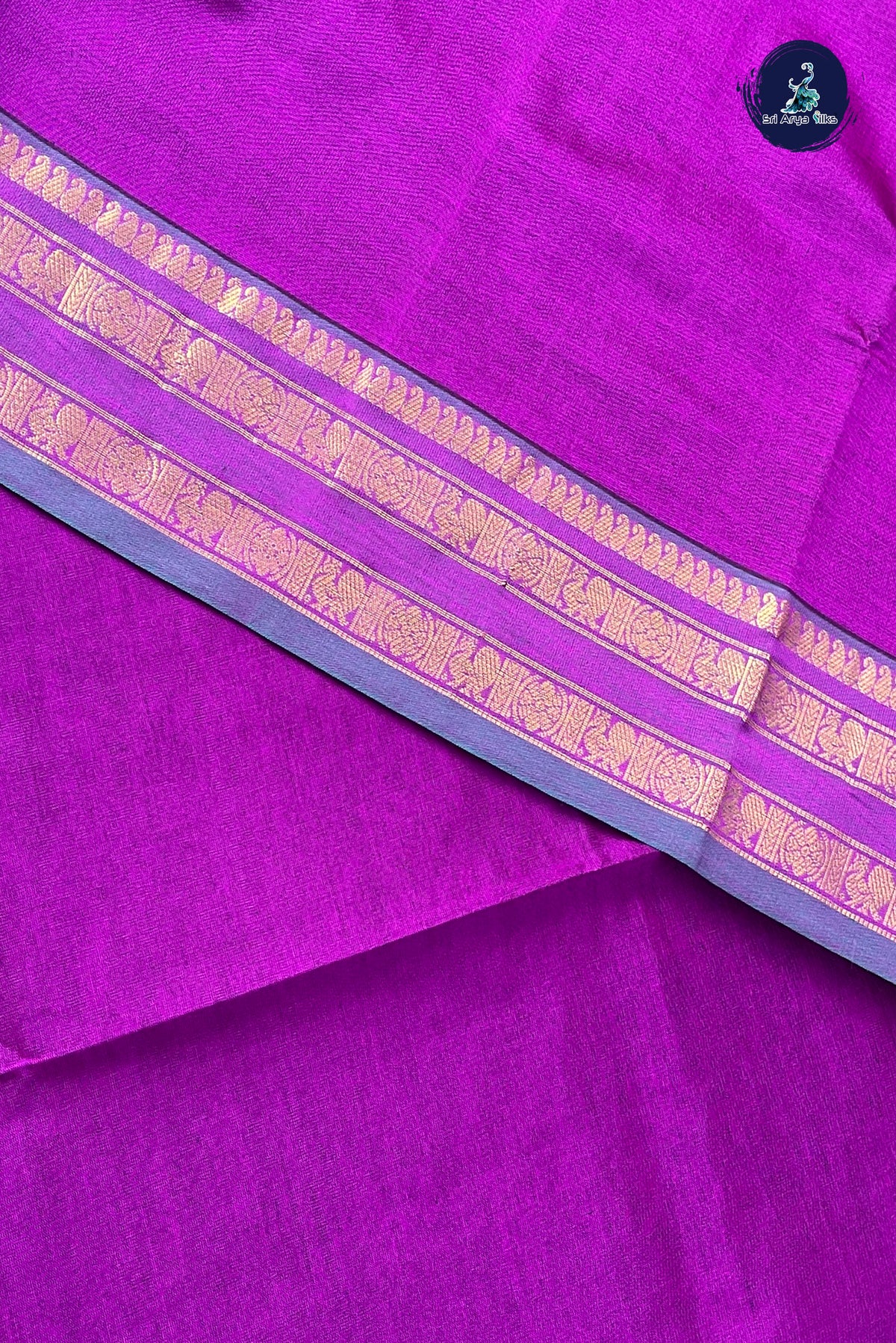 Magenta Purple Half Pure Silk Cotton Saree With Plain Pattern