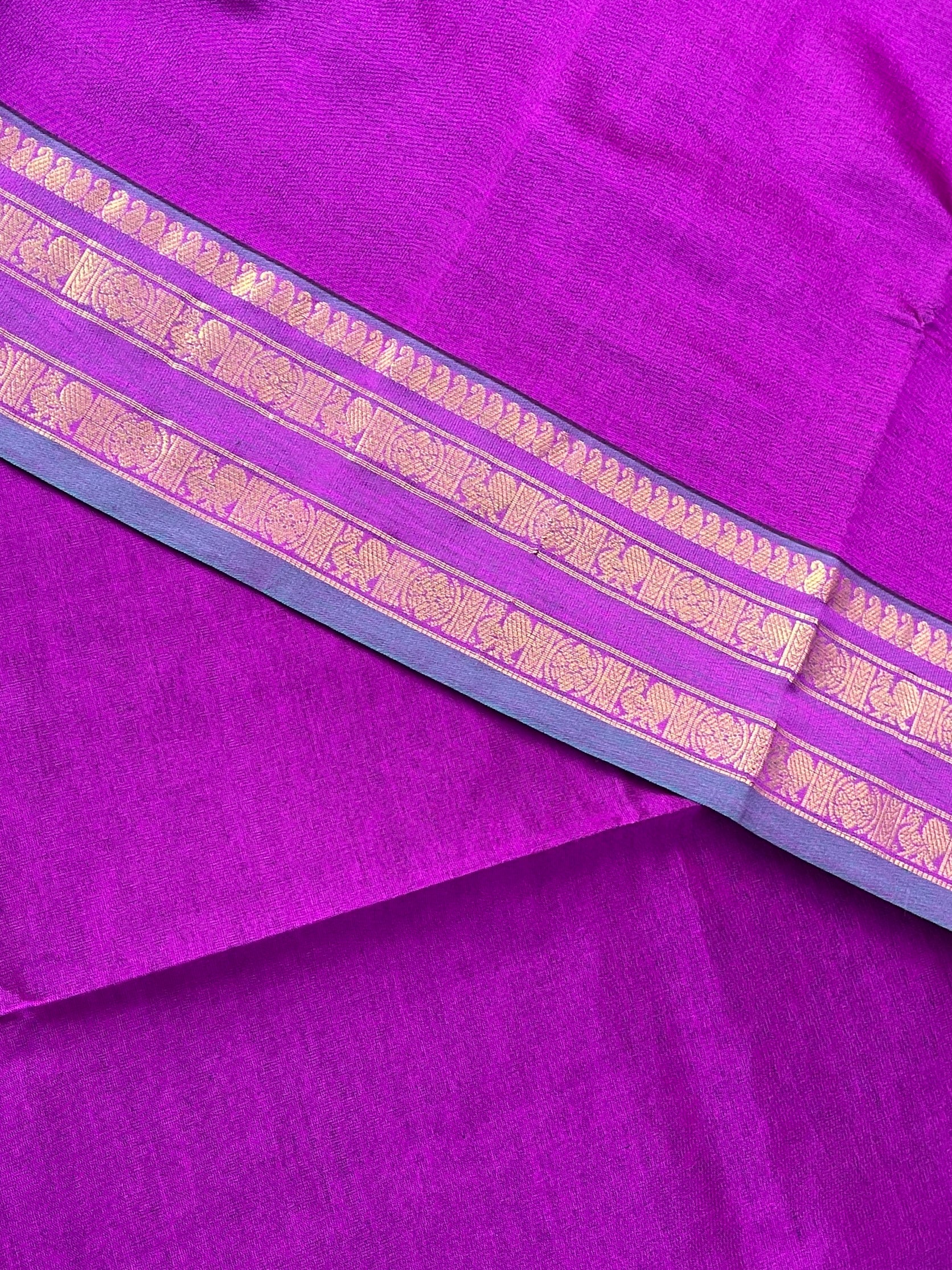 Magenta Purple Half Pure Silk Cotton Saree With Plain Pattern