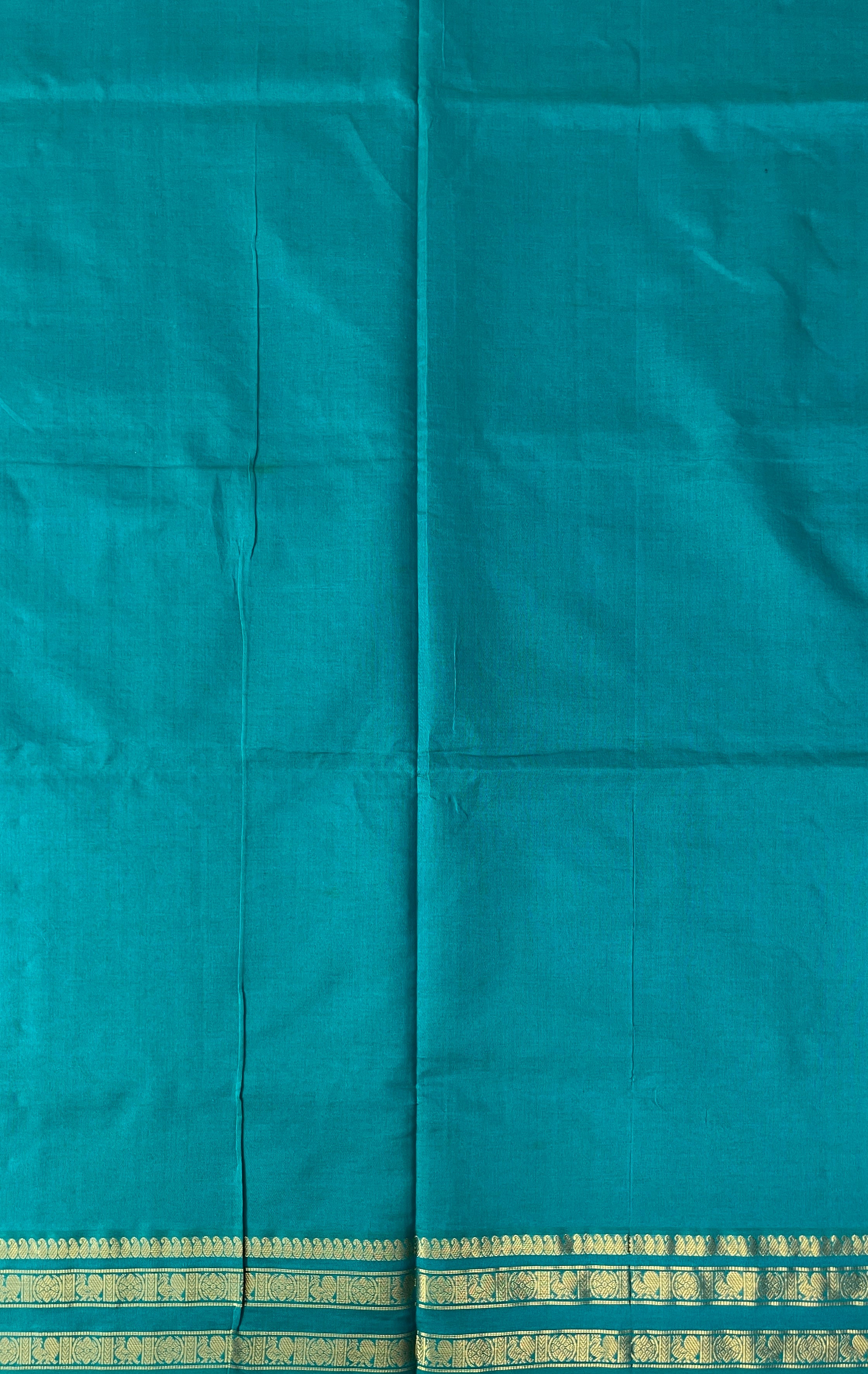 Magenta Purple Half Pure Silk Cotton Saree With Plain Pattern