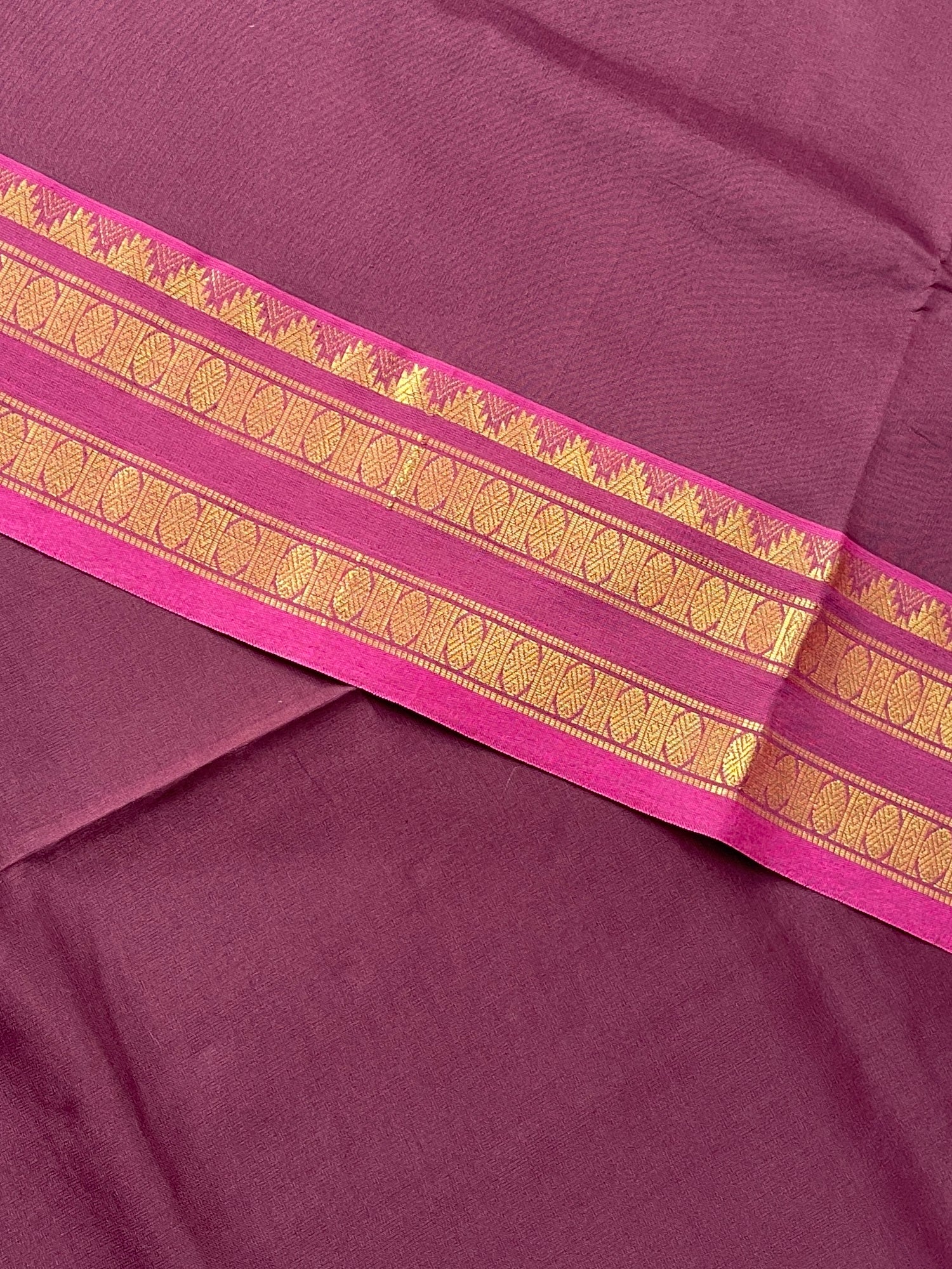 Brown Half Pure Silk Cotton Saree With Plain Pattern