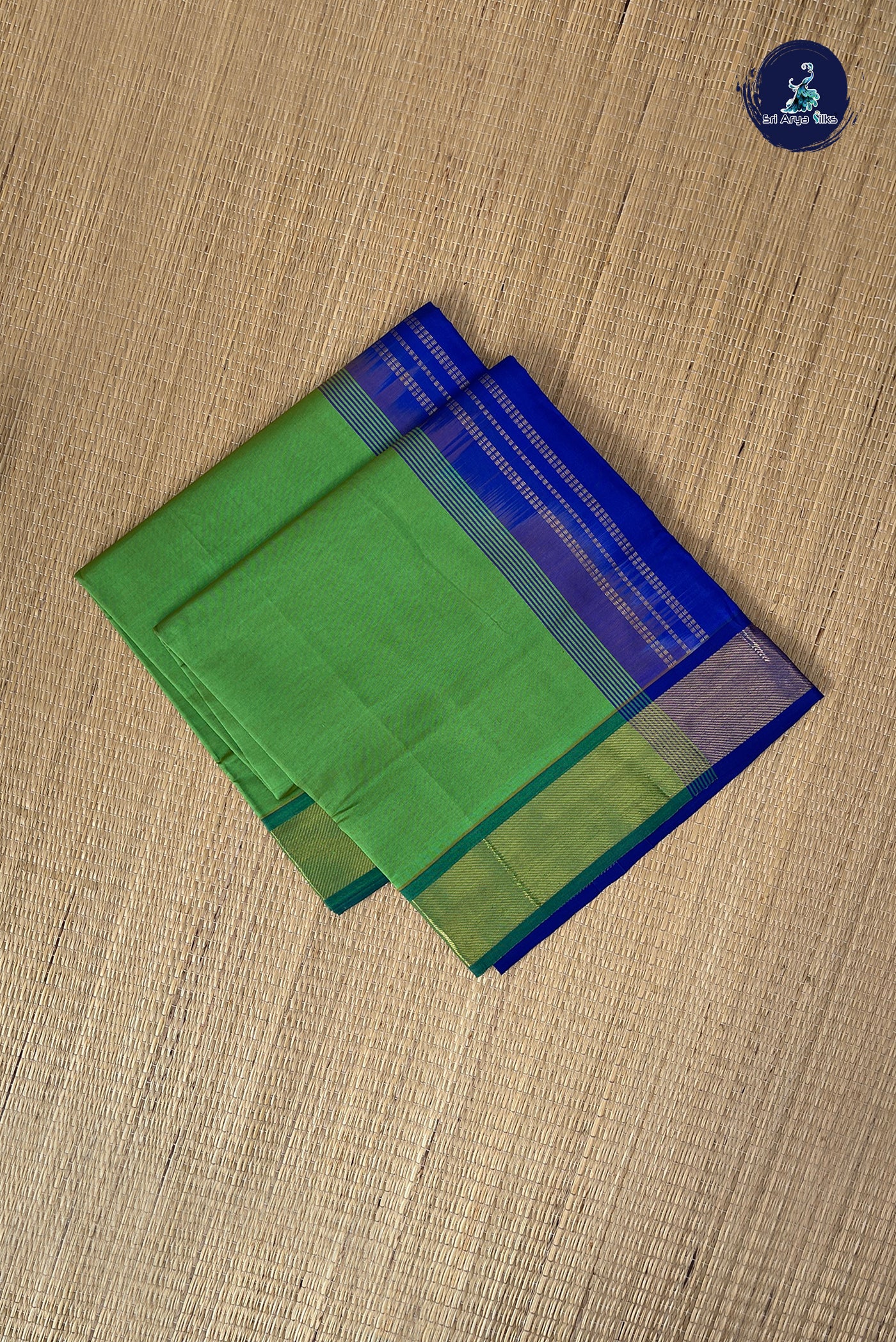 Light Green Half Pure Silk Cotton Saree With Plain Pattern