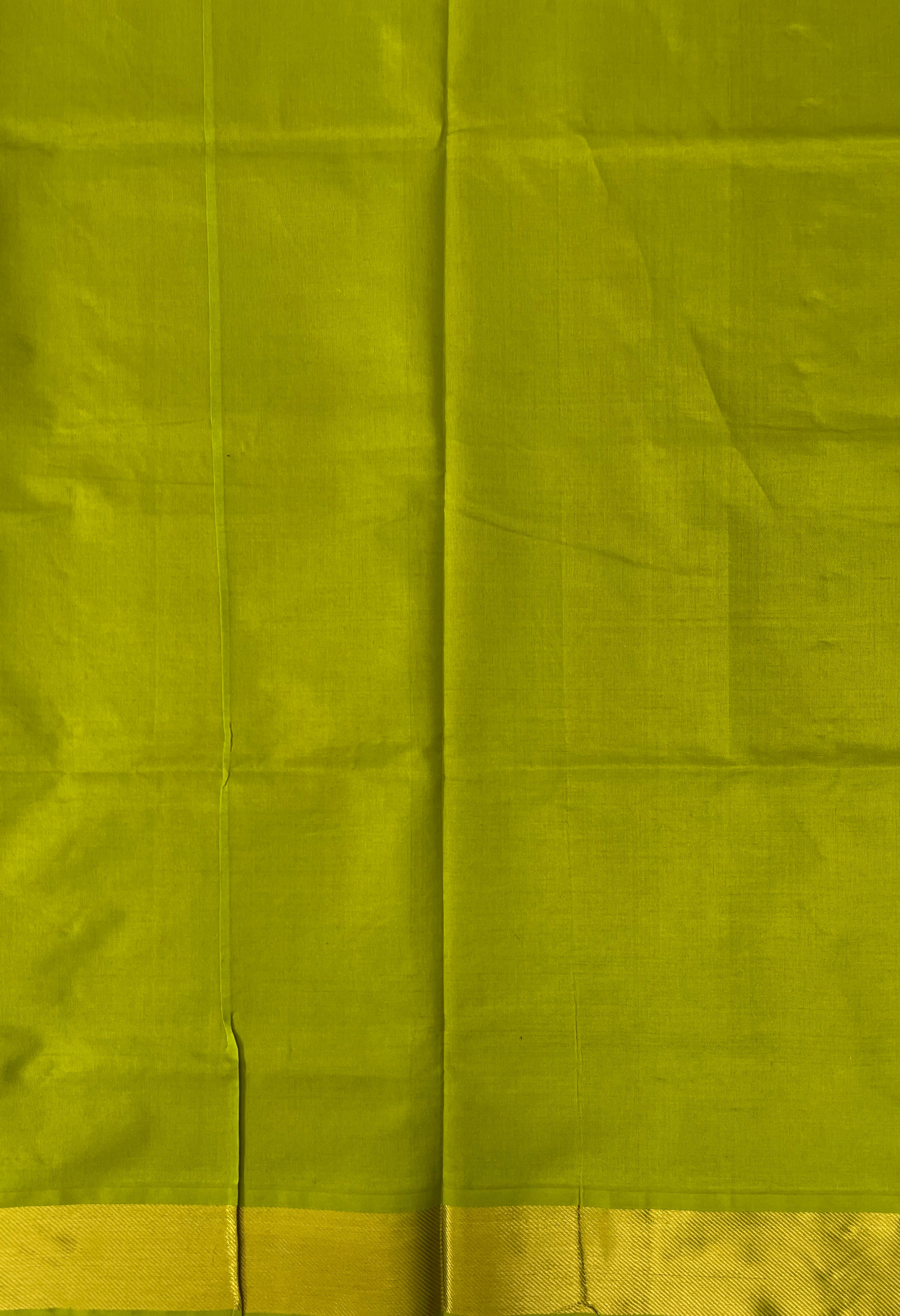 Maroon Half Pure Silk Cotton Saree With Plain Pattern