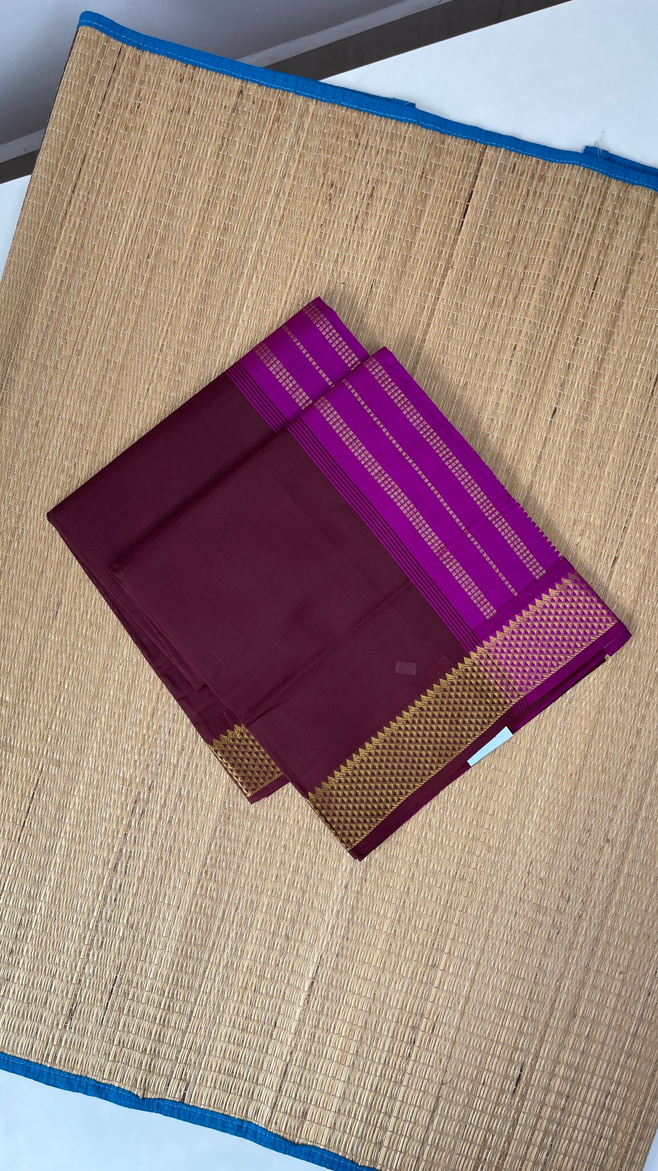 Brown Half Pure Silk Cotton Saree With Plain Pattern