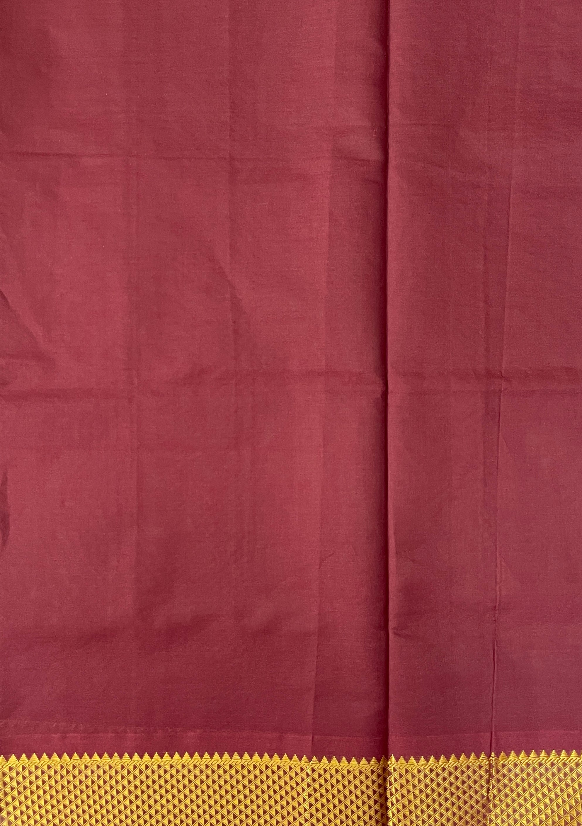 Green Half Pure Silk Cotton Saree With Plain Pattern
