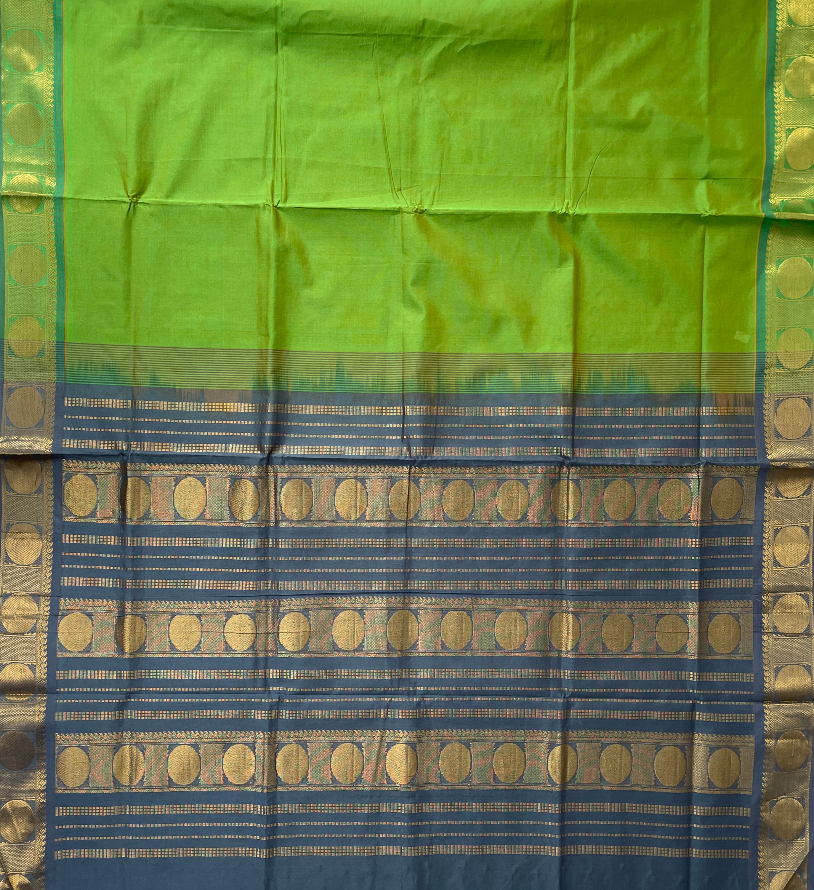 Light Green Half Pure Silk Cotton Saree With Plain Pattern
