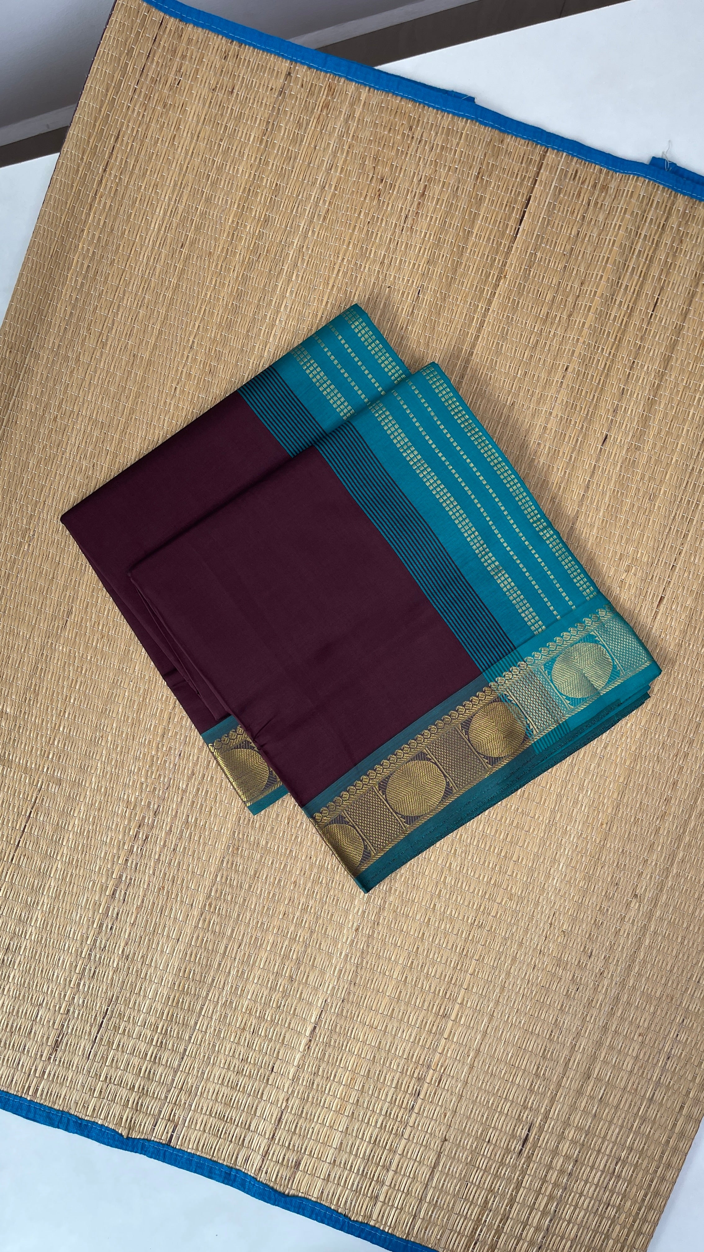Blue Half Pure Silk Cotton Saree With Plain Pattern