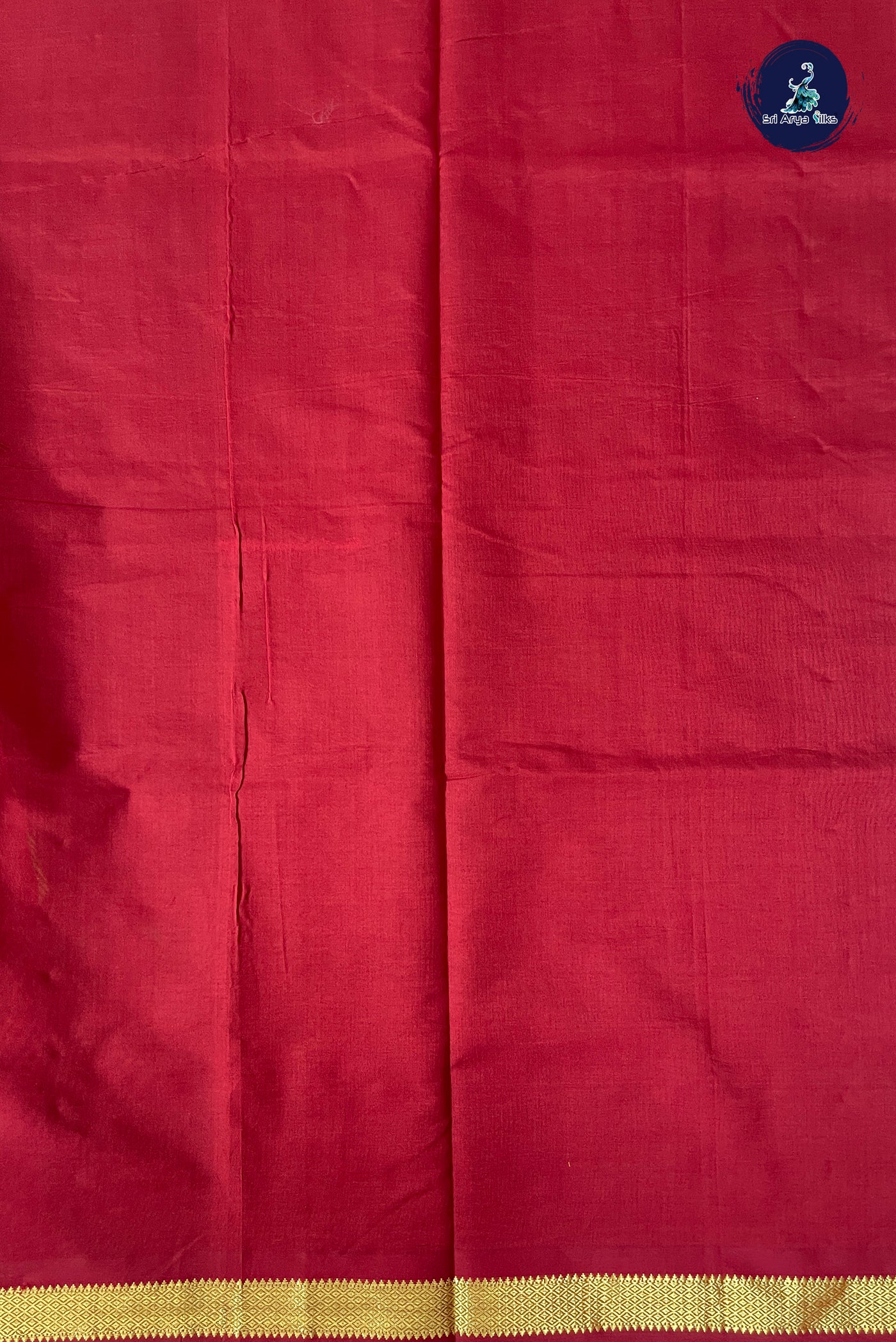 Green Half Pure Silk Cotton Saree With Plain Pattern