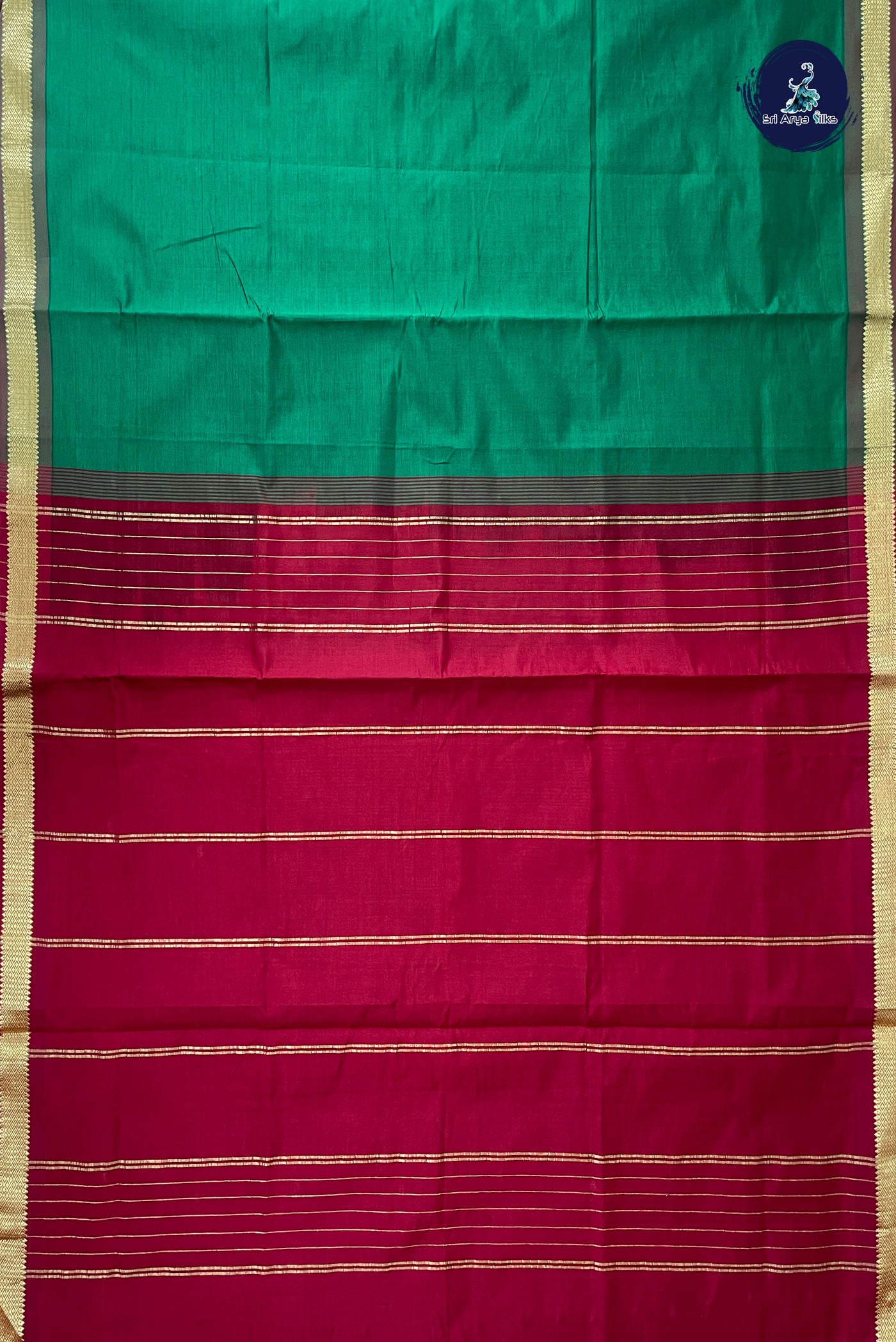 Green Half Pure Silk Cotton Saree With Plain Pattern