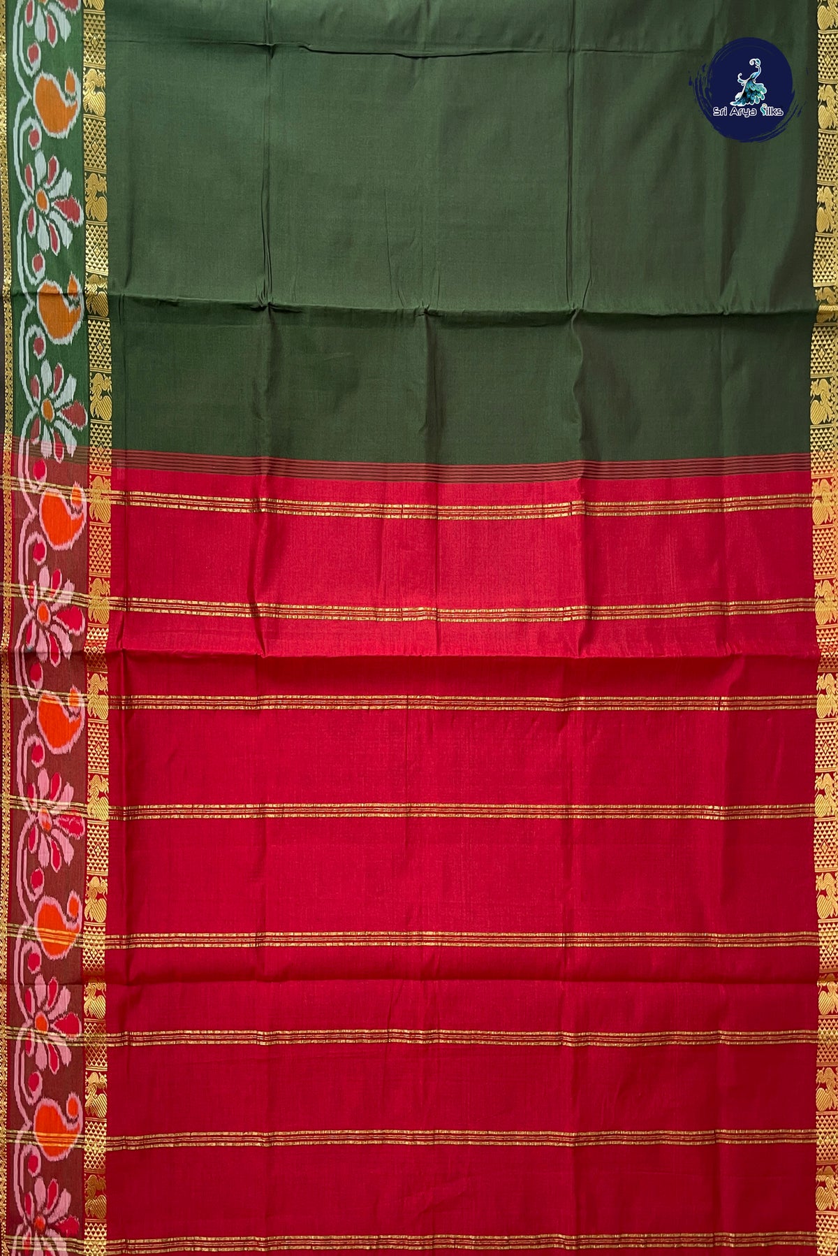 Dark Green Half Pure Silk Cotton Saree With Plain Pattern