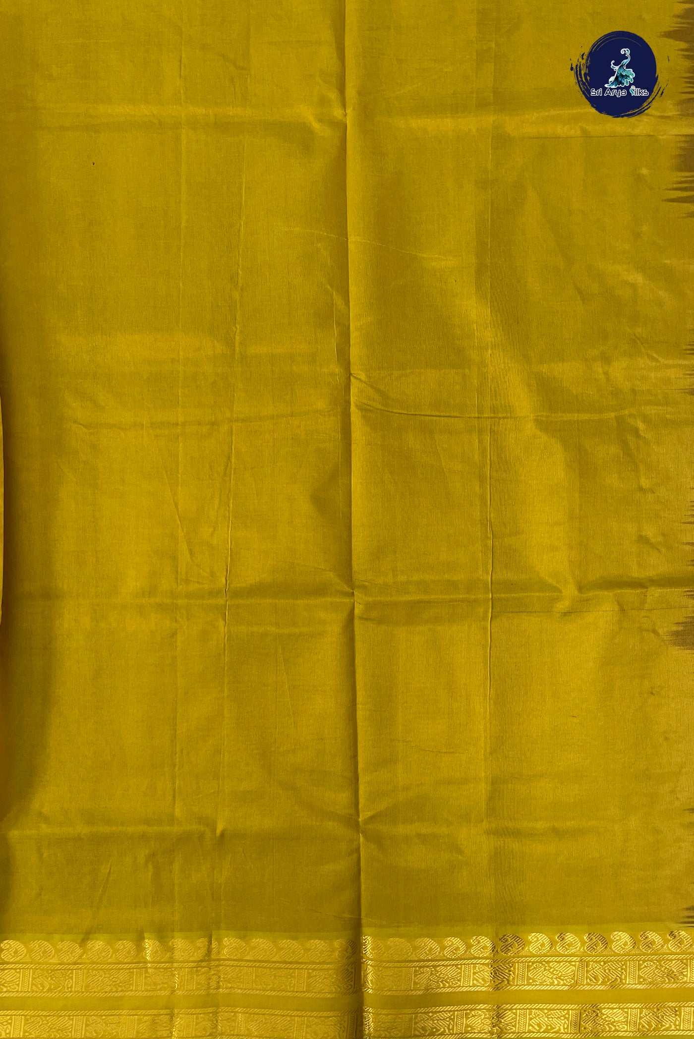 Arakku Half Pure Silk Cotton Saree With Plain Pattern