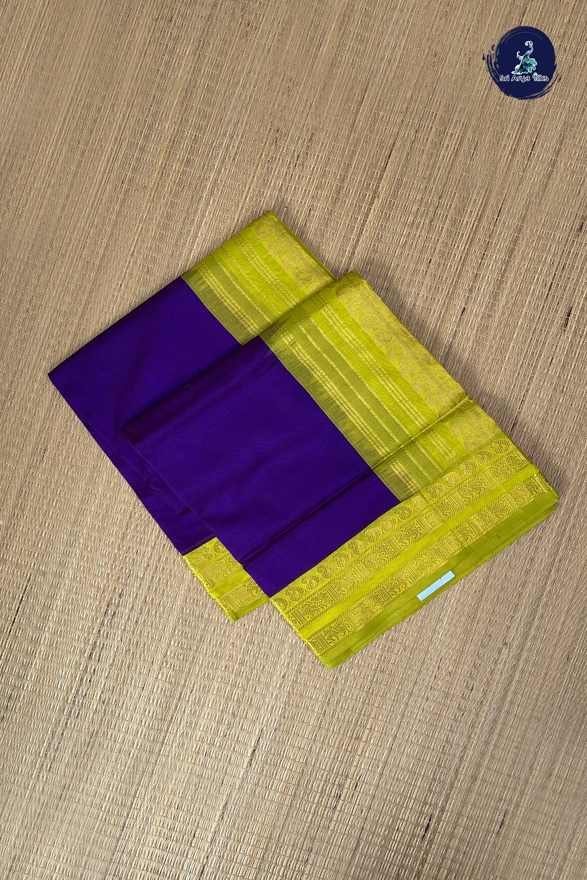 Violet Half Pure Silk Cotton Saree With Plain Pattern