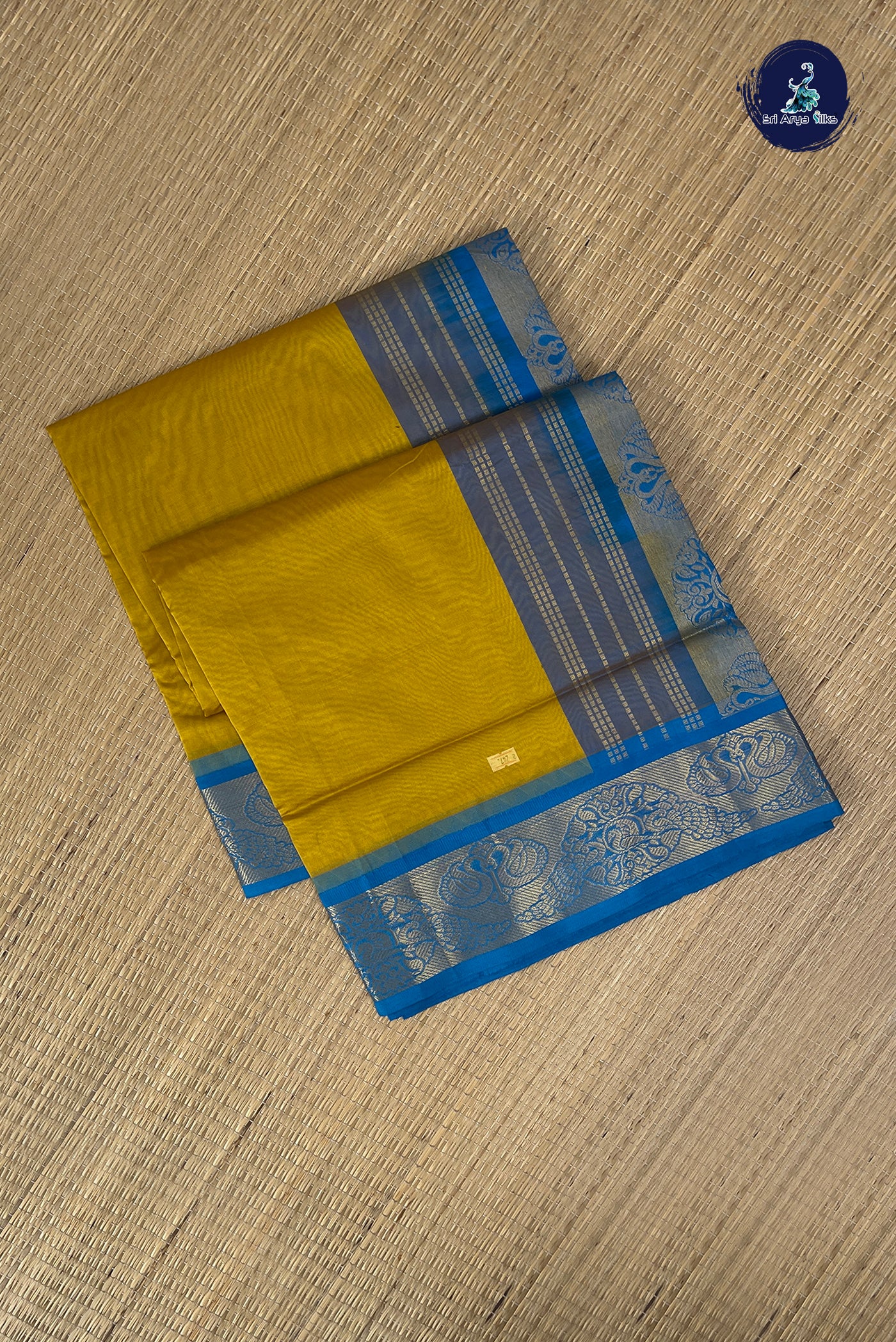 Yellow Half Pure Silk Cotton Saree With Plain Pattern