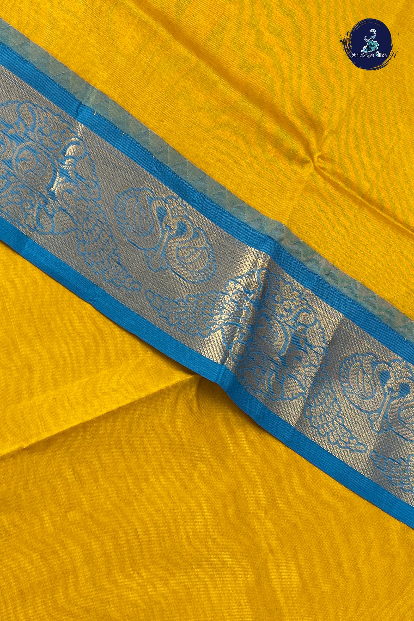 Yellow Half Pure Silk Cotton Saree With Plain Pattern