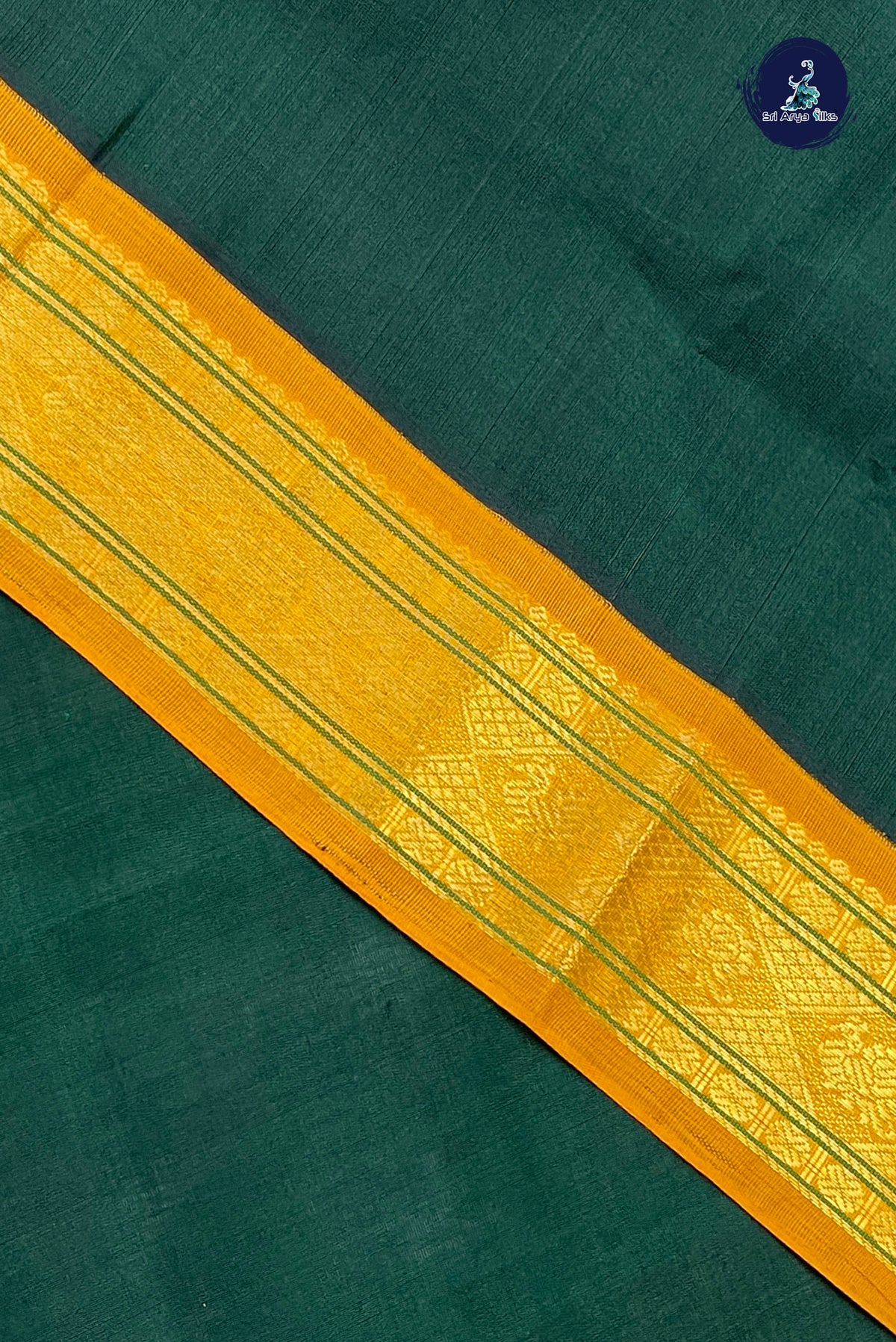 Bottle Green Korvai Silk Cotton Saree With Plain Pattern