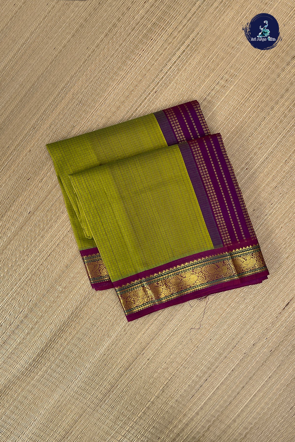 Mehendi Green Checked Saree With Checked Pattern